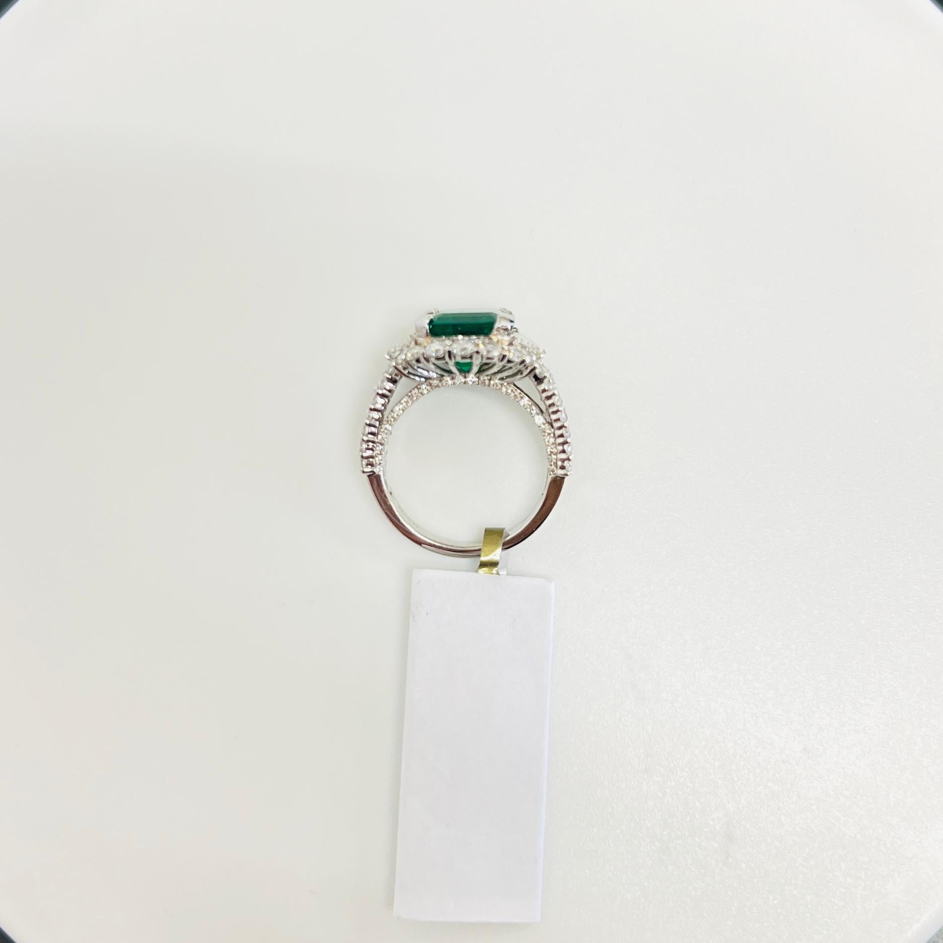 da uomo o donna C. Anello con smeraldo colombiano ottagonale e diamante bianco da 4 carati Dunaigre in vendita