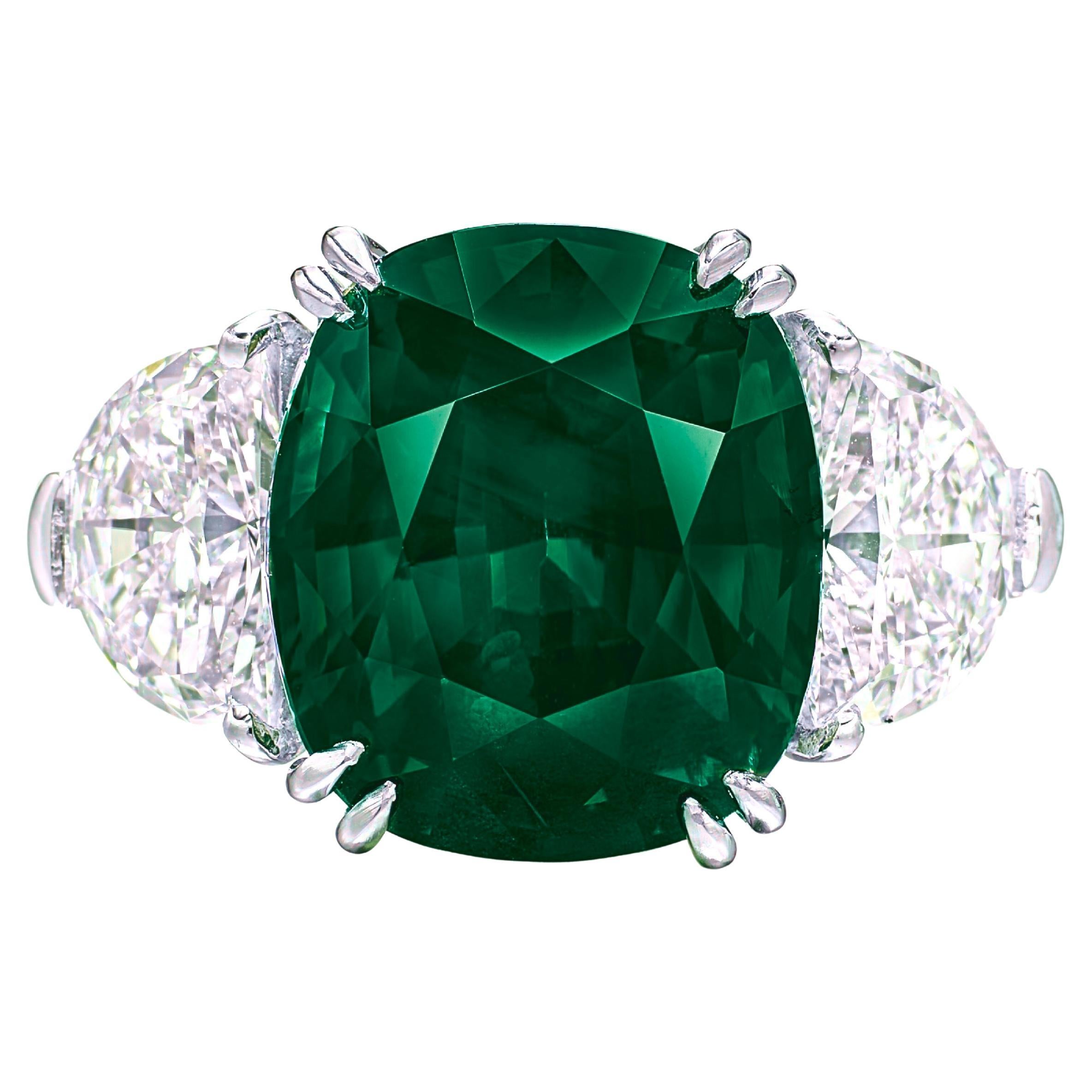 C. Dunaigre 5.41 Carat VIVID Green Minor Oil Emerald Half moon Diamond ring For Sale