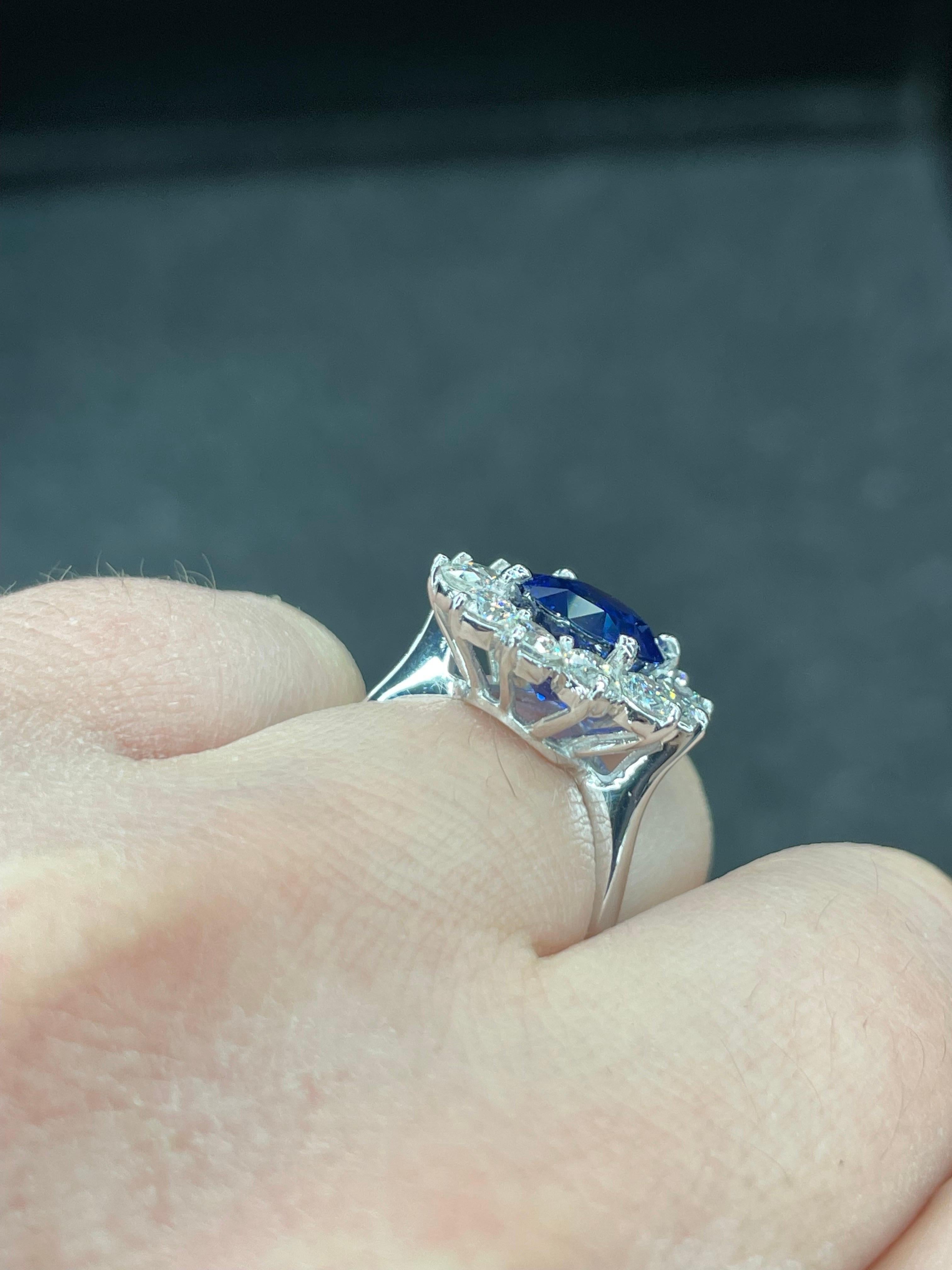 C. Anello di diamanti con zaffiro blu reale certificato Dunaigre 6,80 carati Sri Lanka 2