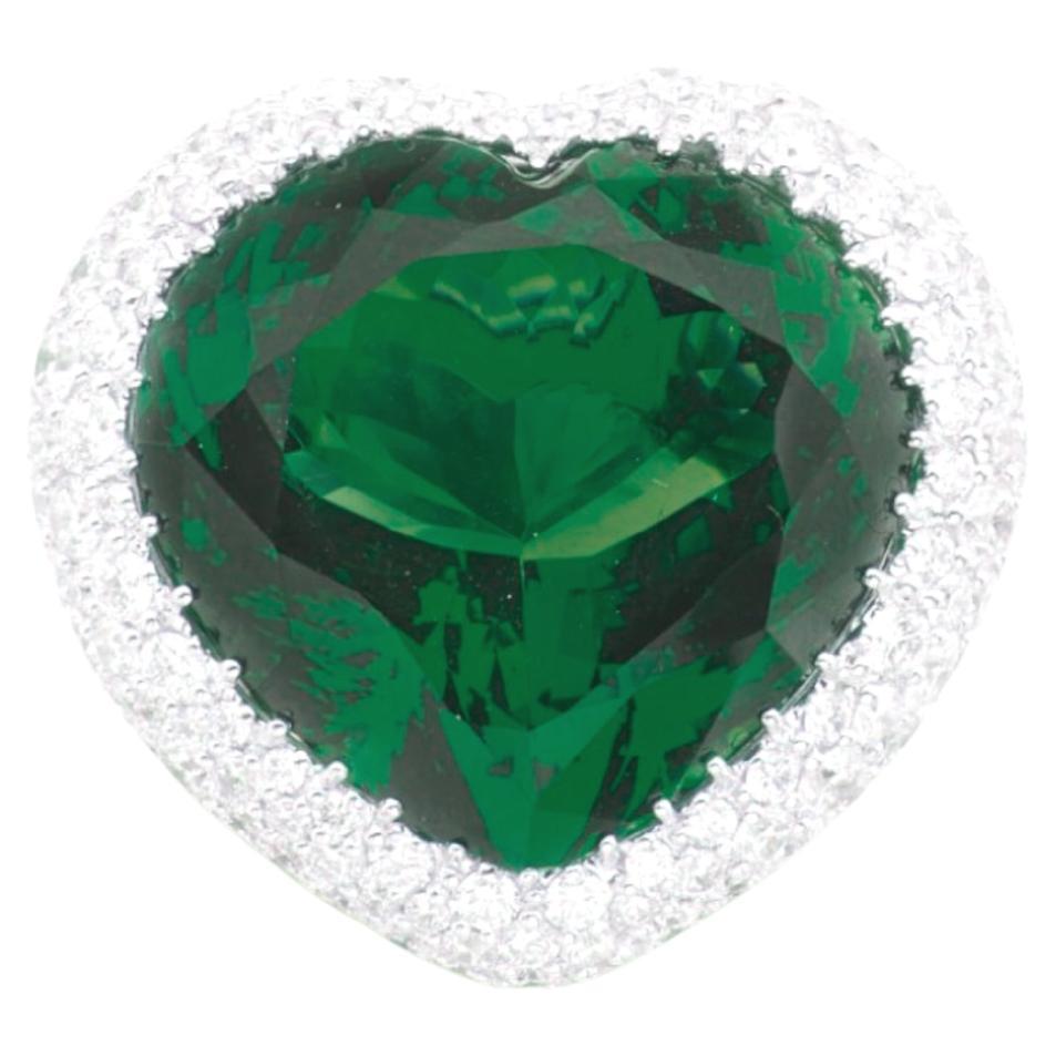 C. Dunaigre Herzform 12 Karat. Smaragd 4 Karat. Diamant-Pflaster-Ring