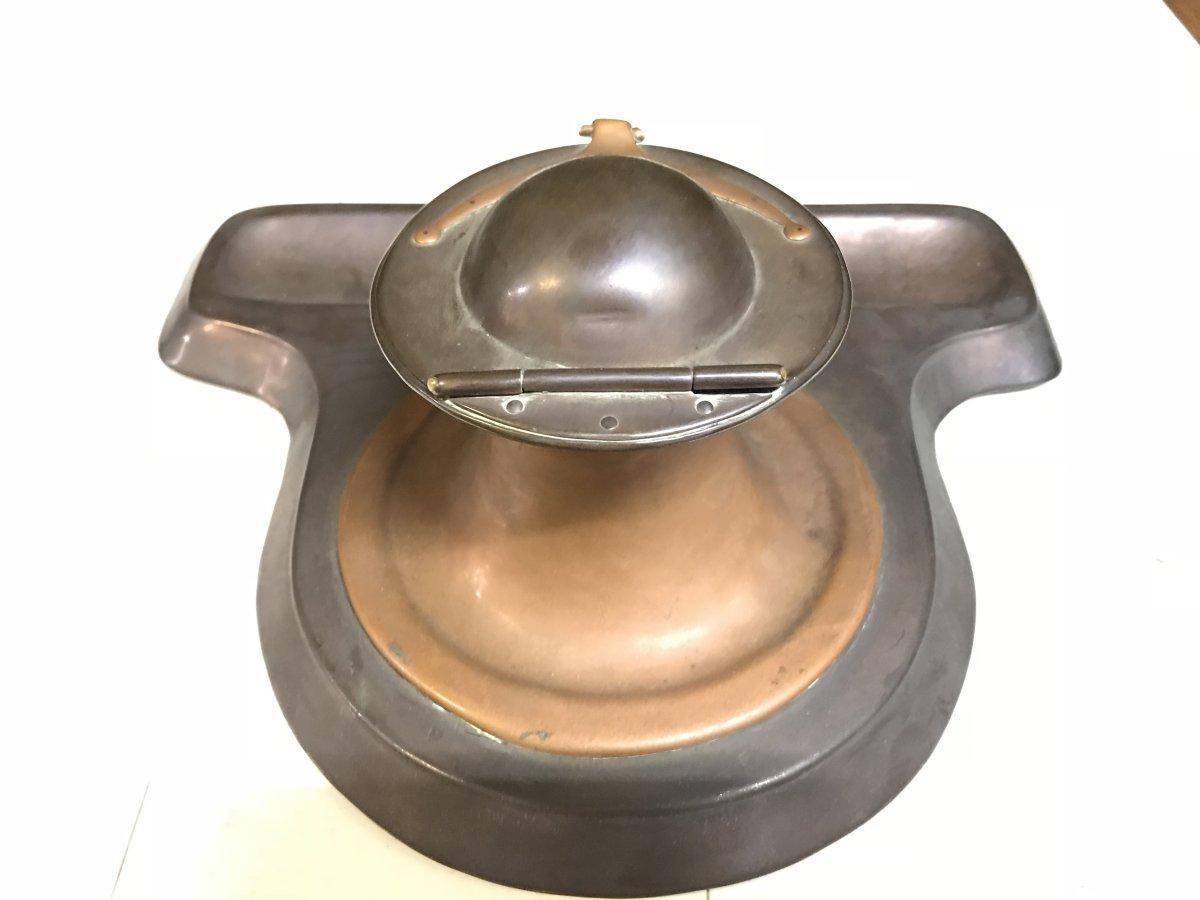 C F A Voysey Attri, Made by Richard Rathbone, an Arts & Crafts Copper Inkstand For Sale 1