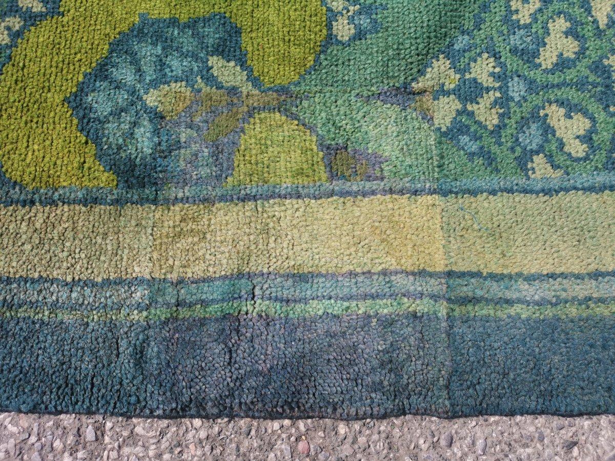 C F A Voysey für Liberty & Co., seltener „Glenmure“ Donegal-Teppich mit satten Farben im Angebot 9