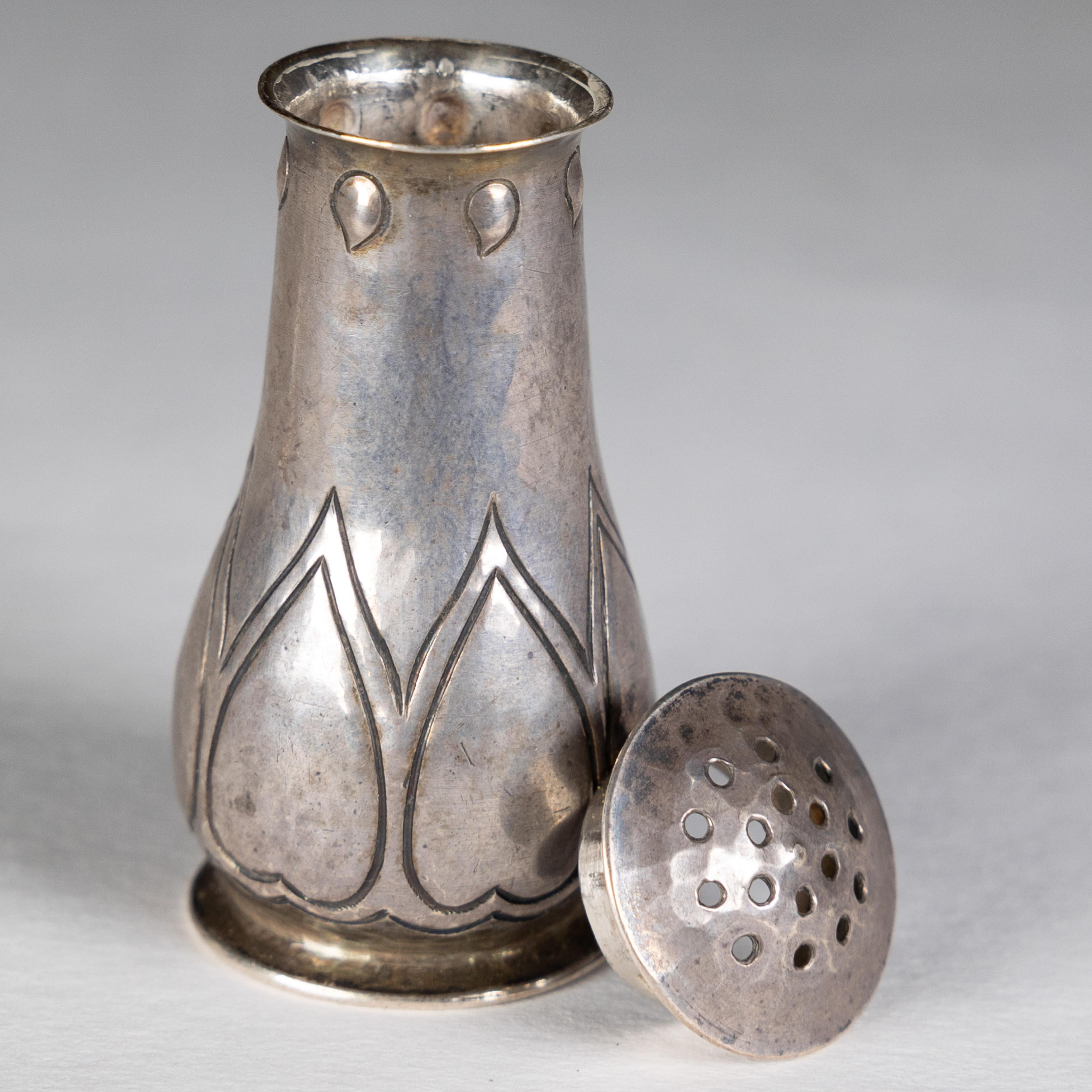C F A Voysey, Keswick School of Industrial Art, Arts & Crafts silver salt shaker In Good Condition For Sale In London, GB