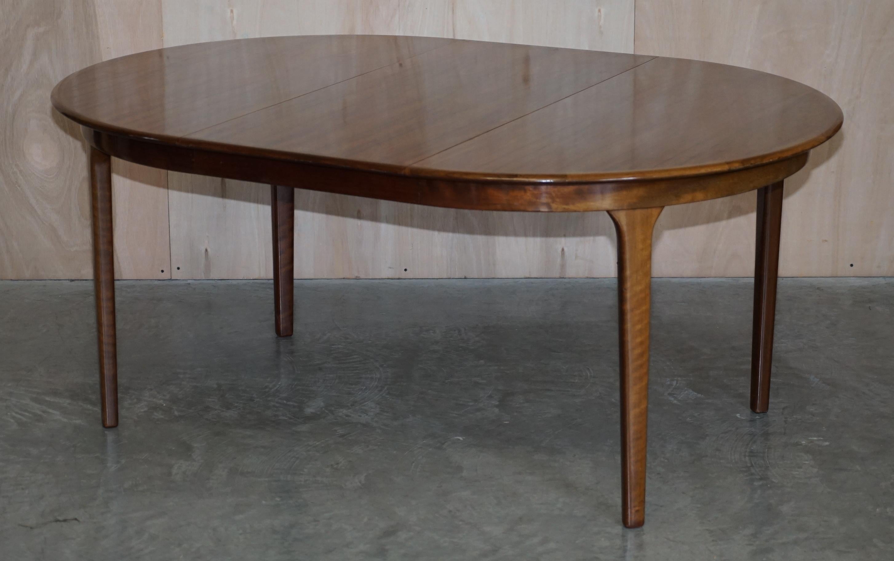 C J Rosengaard Danish Hardwood Mid Century Modern Extending Dining Table 6-10 For Sale 5