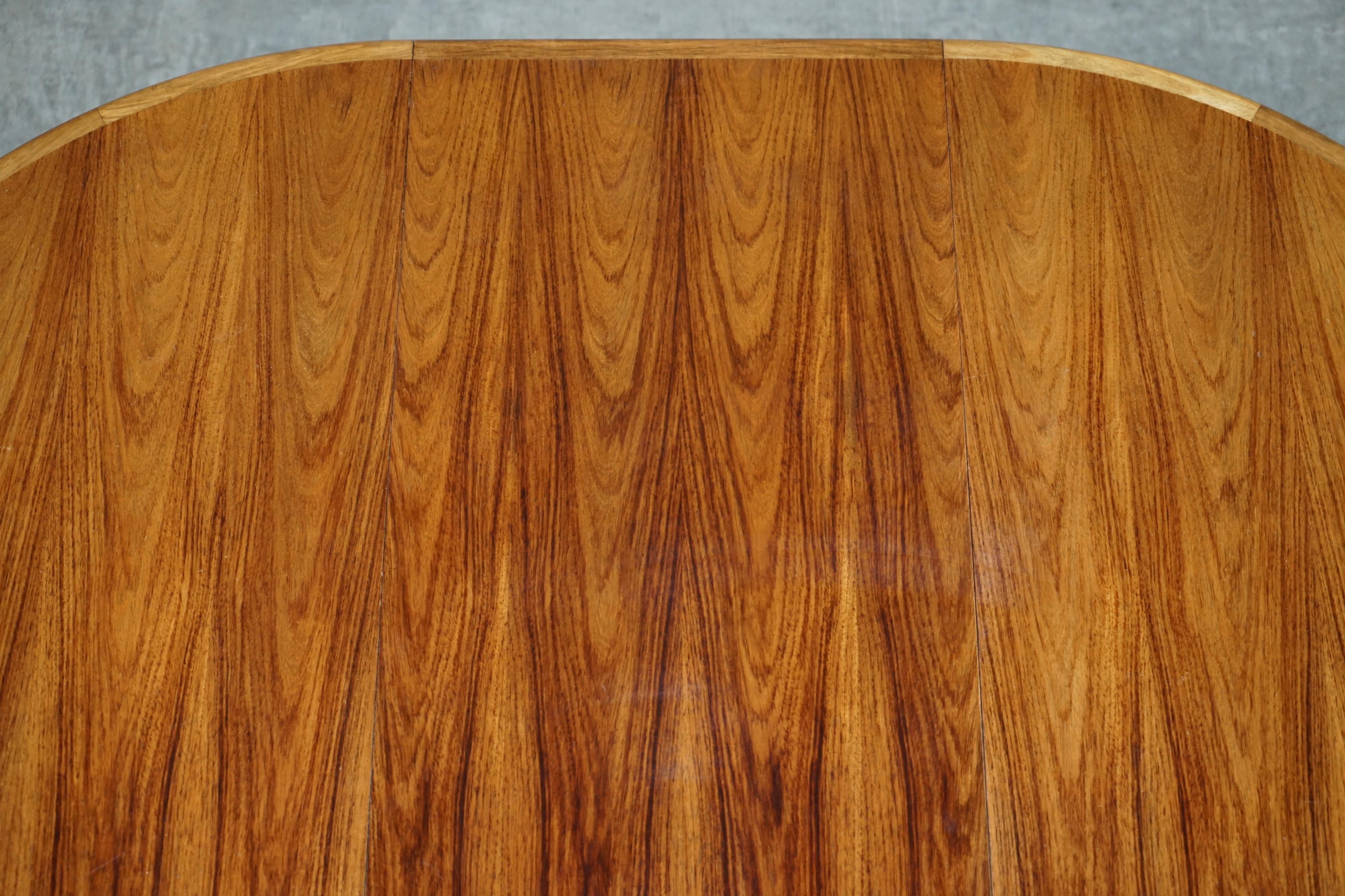 Table de salle à manger à rallonge danoise moderne mi-siècle en bois dur de C J Rosengaard, Taille 6-10 en vente 6