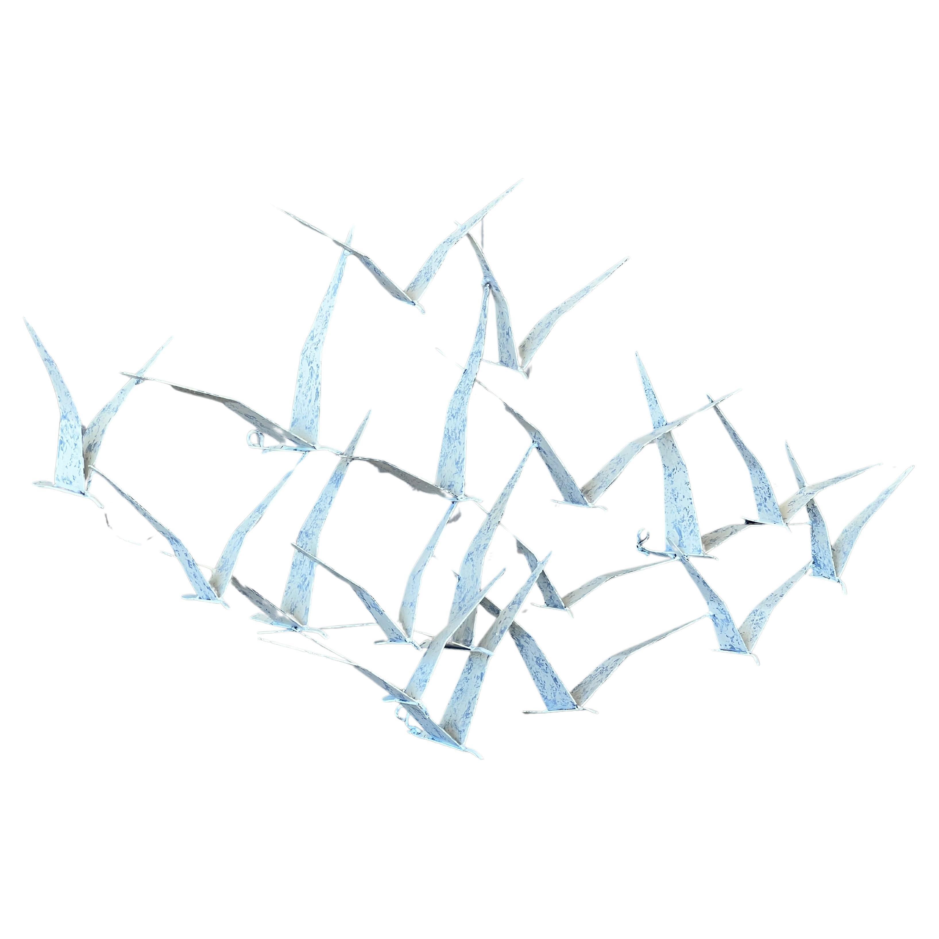 C. Jeré metal wall art classic bird design en vente