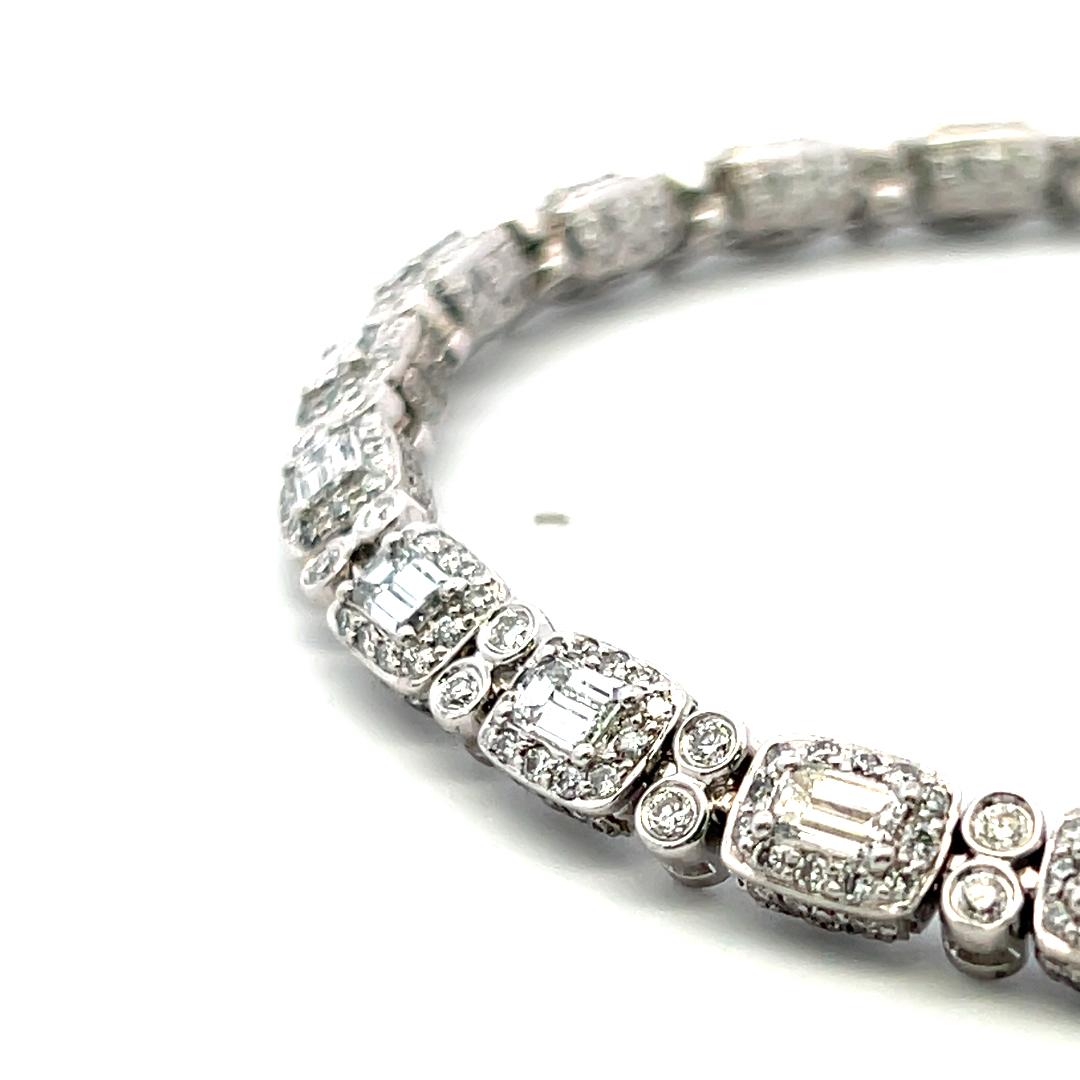 C. Krypell 6,03ct Smaragd & runder Brillant Diamant Platin Tennisarmband im Angebot 7