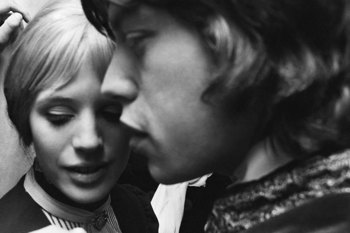 C. Maher  Figurative Photograph – Faithfull To Jagger - Marianne Faithfull und Mick Jagger 1967