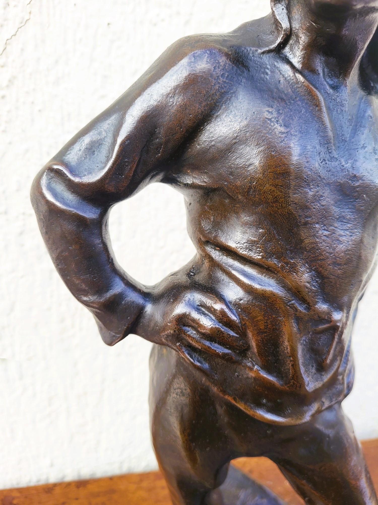 C Meunier, The Stevedore Of The Port Of Antwerp, Signed Bronze, 19th Century In Good Condition For Sale In MARSEILLE, FR