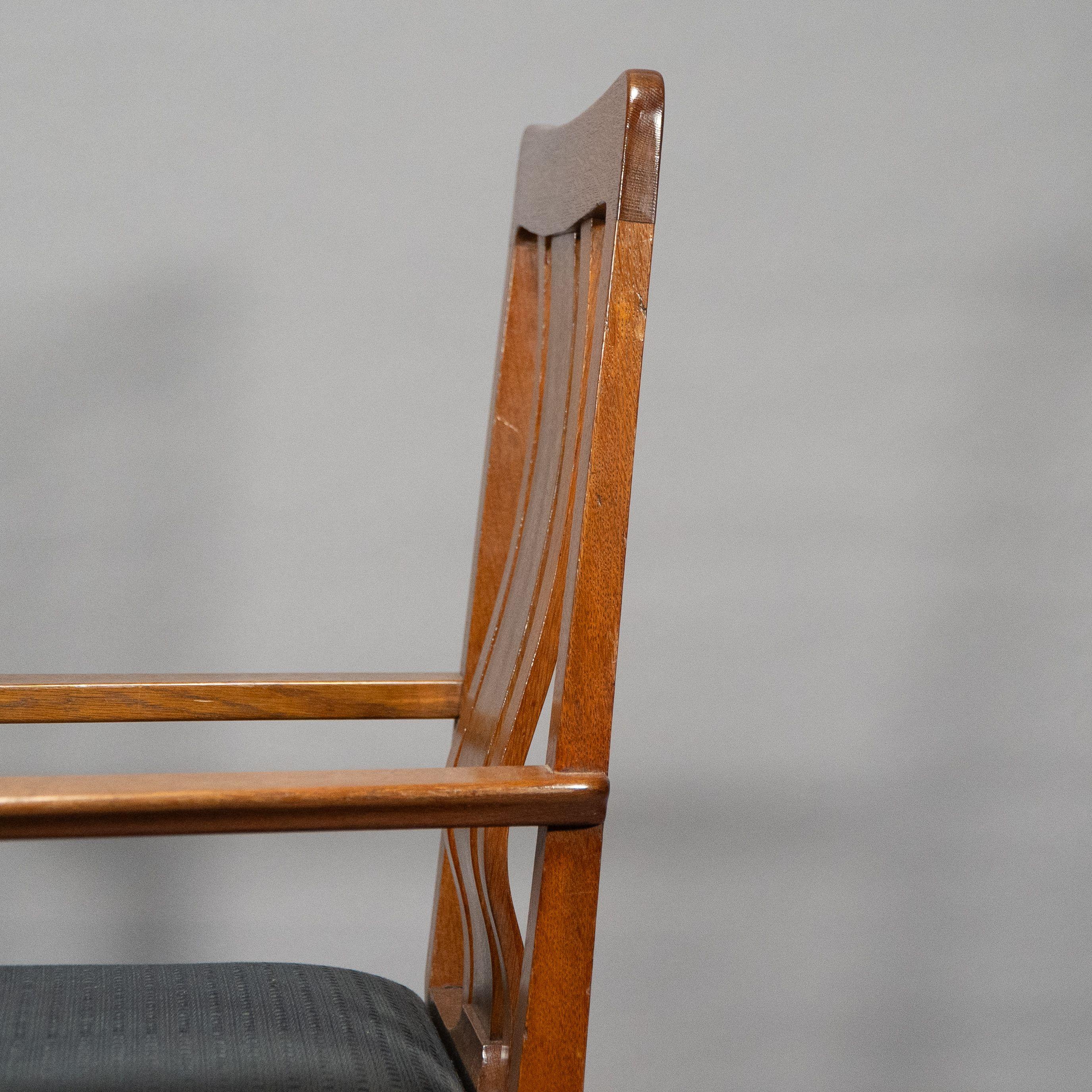 C R Ashbee for The Guild of Handicraft. A rare Arts and Crafts oak armchair For Sale 5