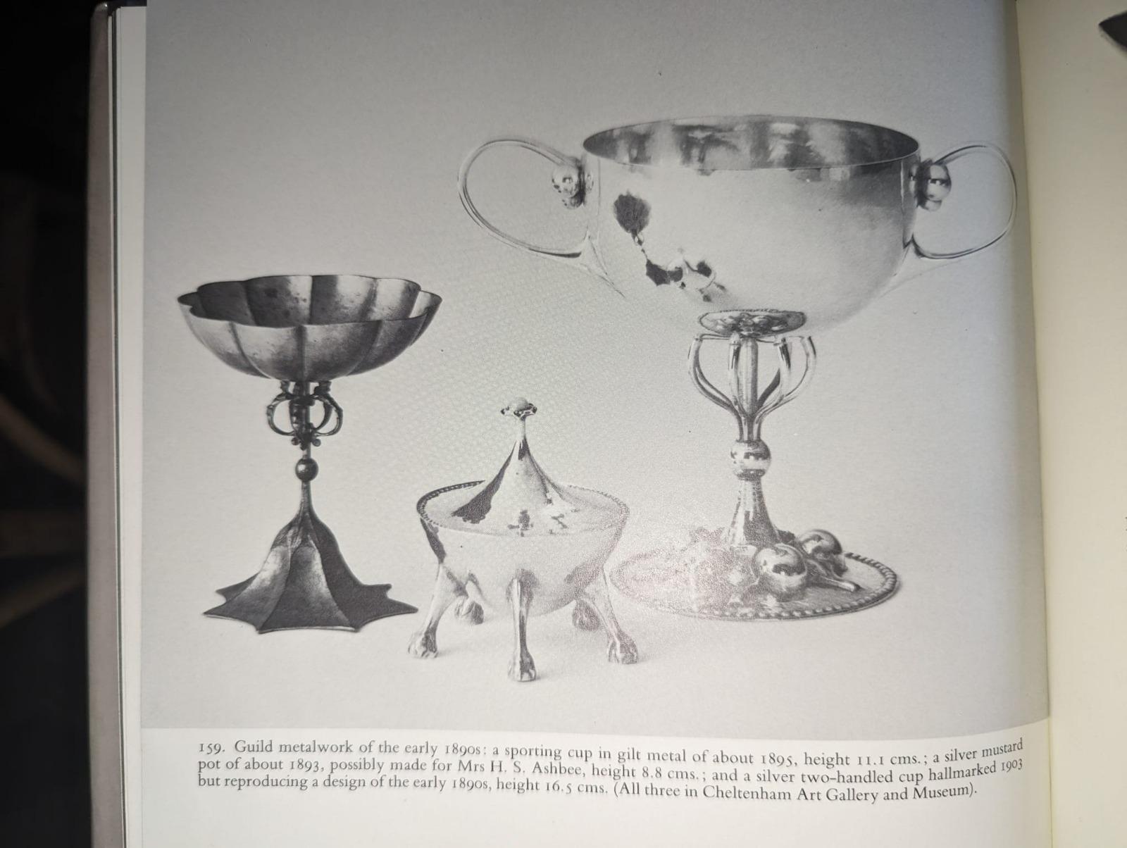 C. R. Ashbee. Hergestellt von The Guild of Handicrafts. Ein Arts and Craft-Kelch aus Kupfer. im Angebot 8