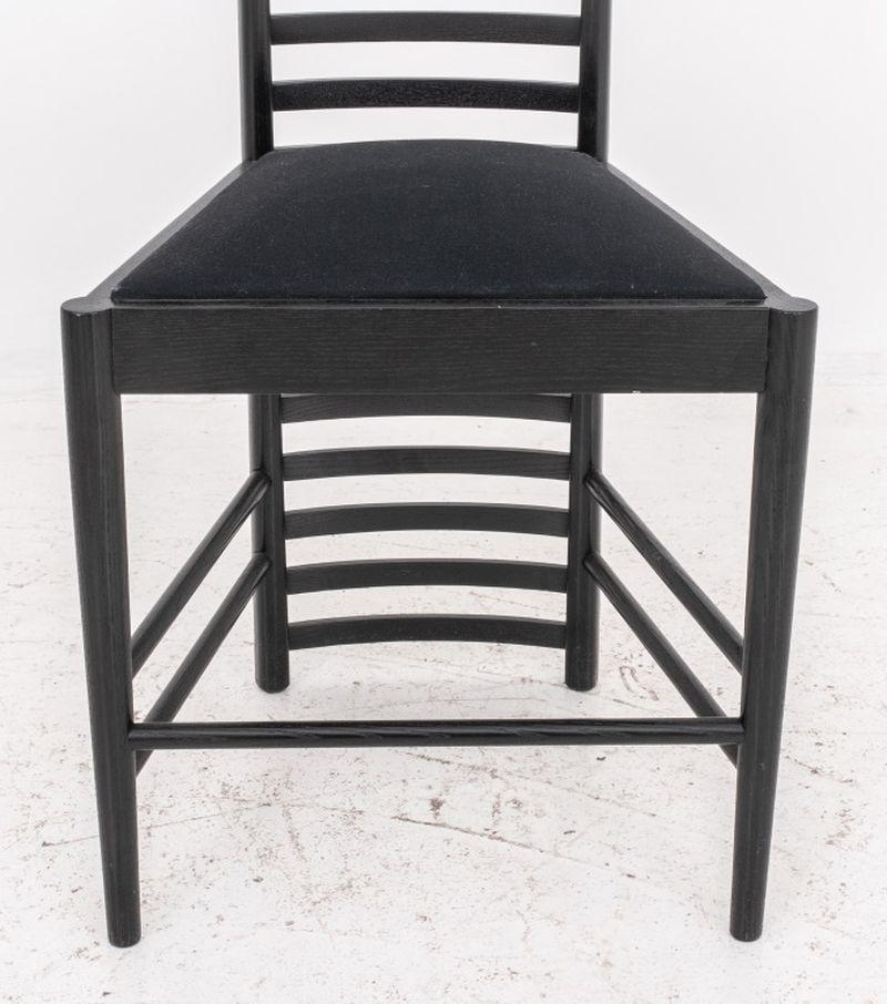Ébénisé Chaise C. R. Mackintosh pour Cassina Hill House en vente