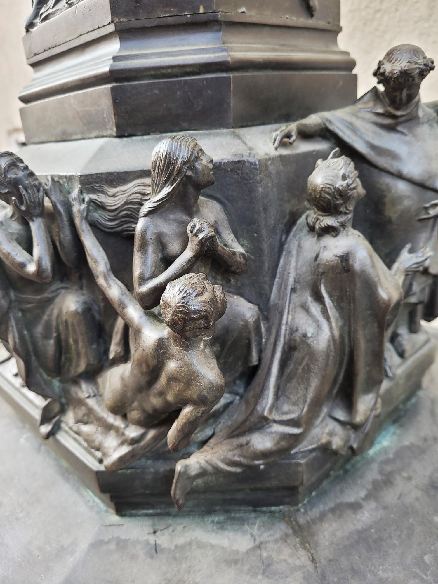 C Zocchi (after), Monument To Dante, Bronze Reduction, Late 19th/early 20th Cent For Sale 2