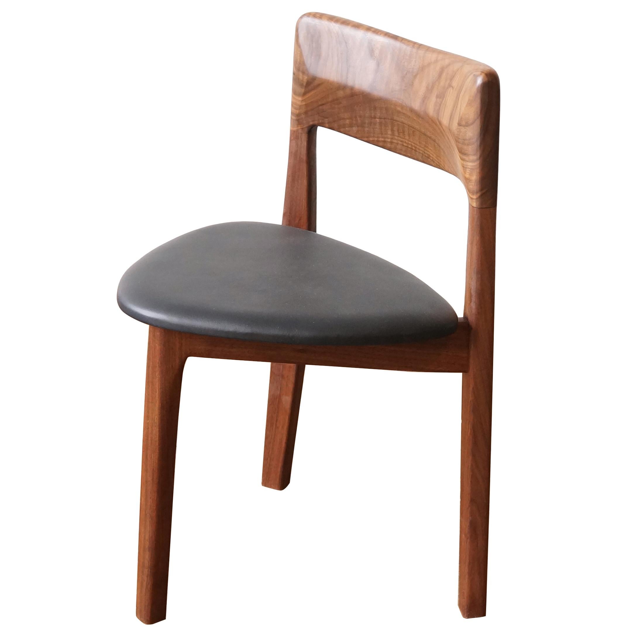 C11 Three-Legged Dining Chair, Handcrafted in Solid Black Walnut and Leather For Sale