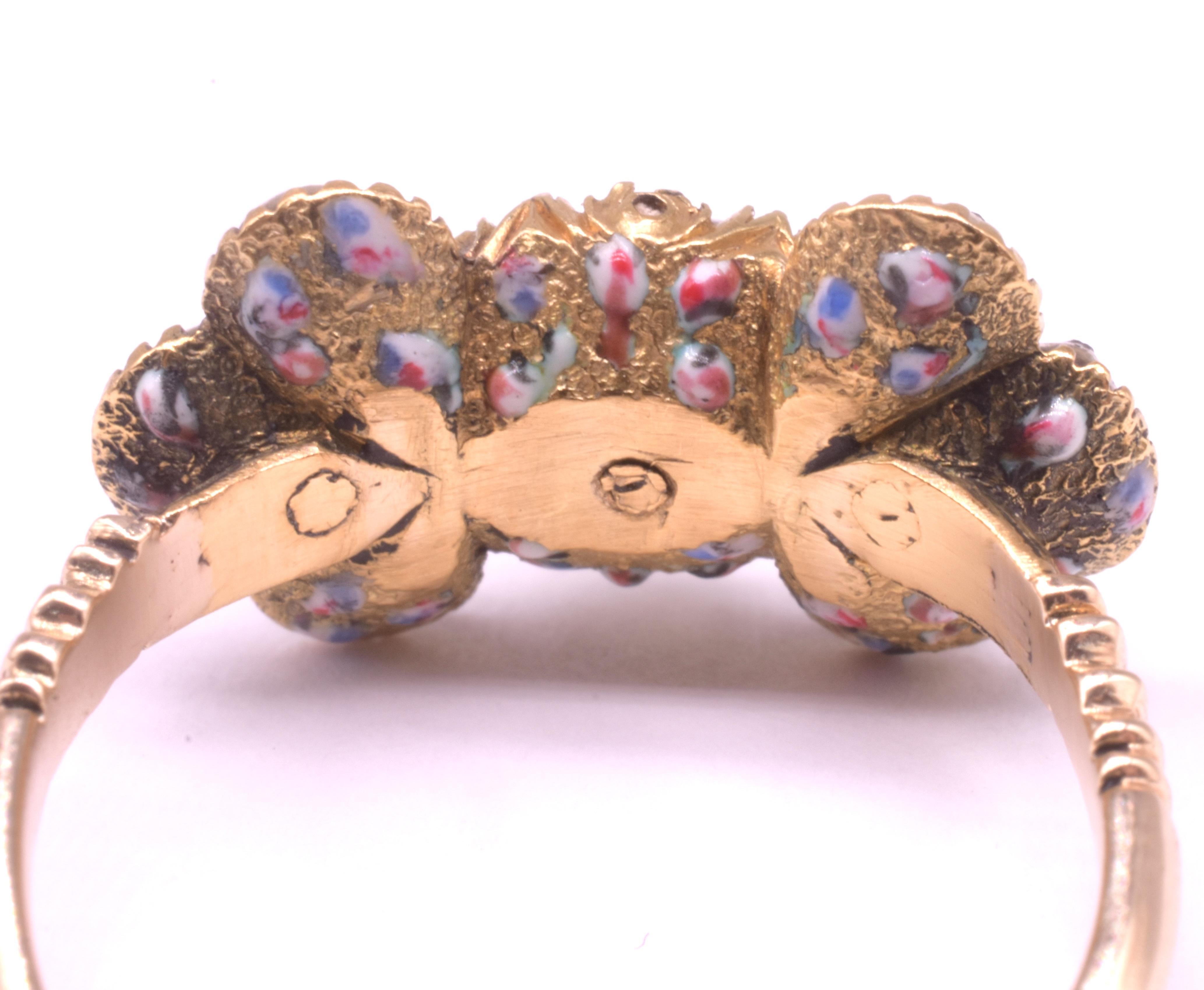Barocco C1690 Anello a forma di arco iberico in 18 carati con diamanti taglio tavolo in vendita