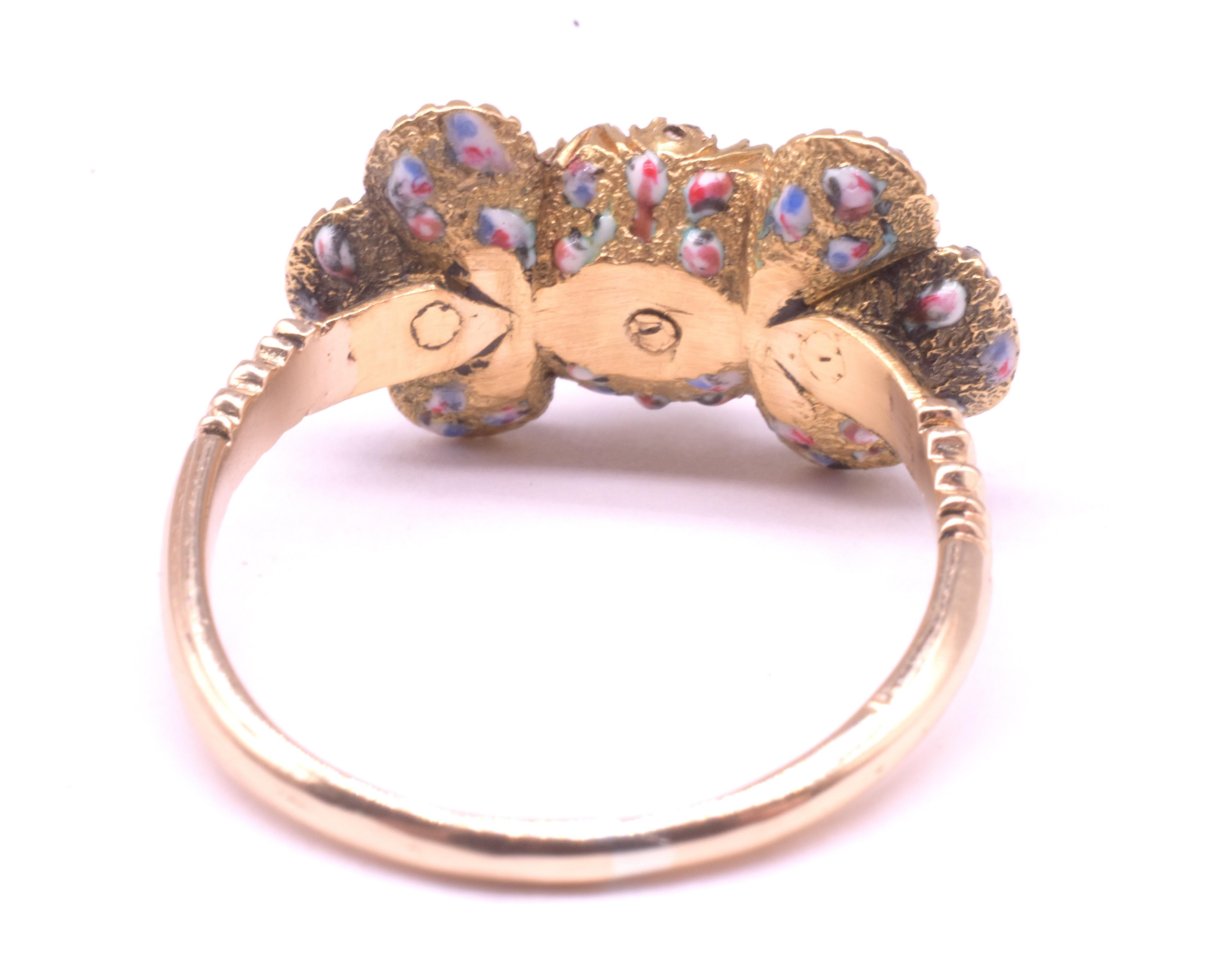 C1690 Anello a forma di arco iberico in 18 carati con diamanti taglio tavolo In condizioni ottime in vendita a Baltimore, MD