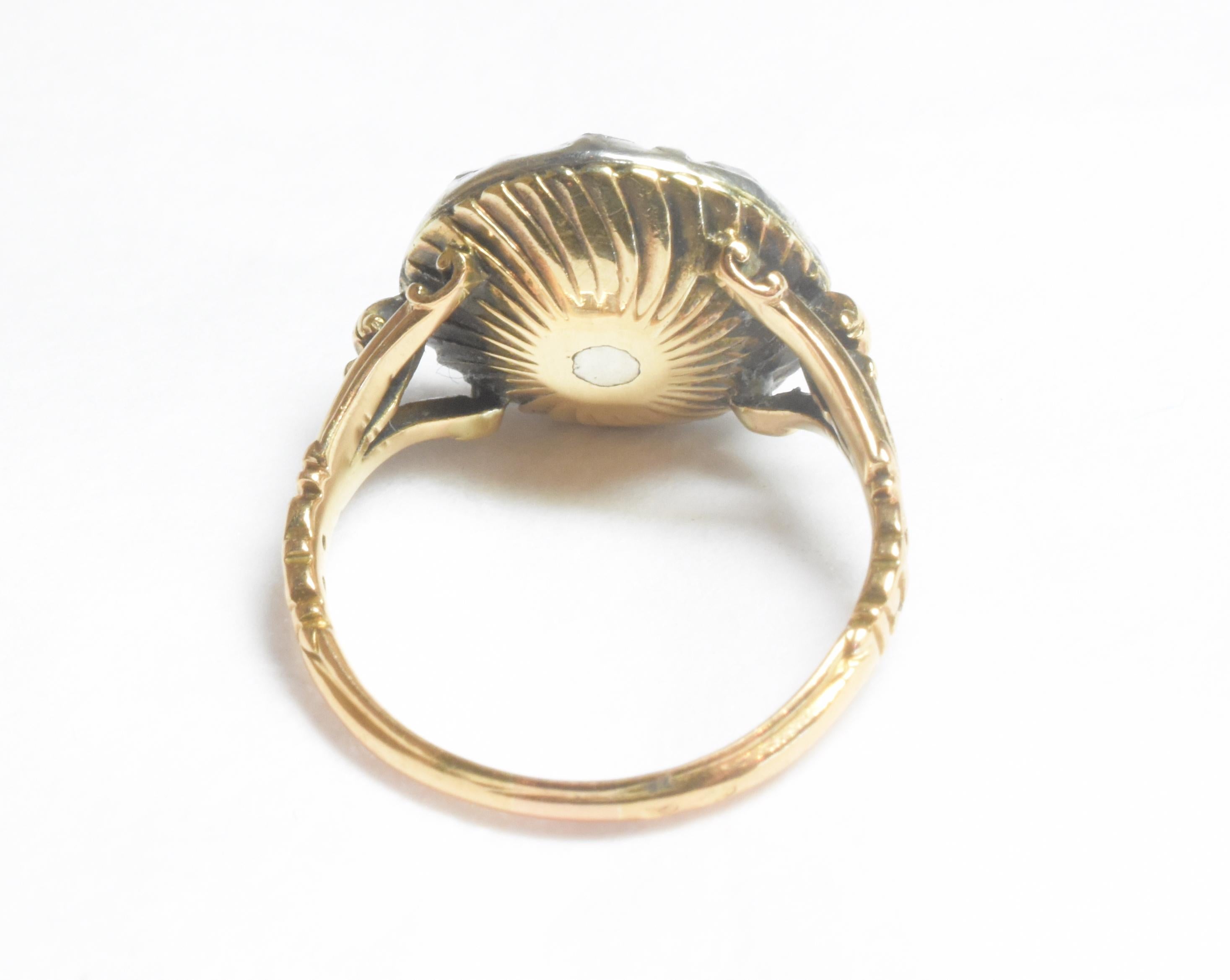 C1700 18K Tudor Periode Roségold-Diamant-Cluster-Ring im Zustand „Hervorragend“ im Angebot in Baltimore, MD