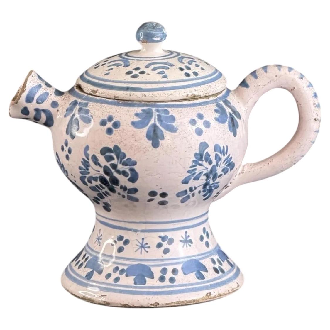 Vaschetta per posset / vaschetta per la panna in maiolica francese blu e bianca, anni '60 del XVIII secolo, citata in un museo