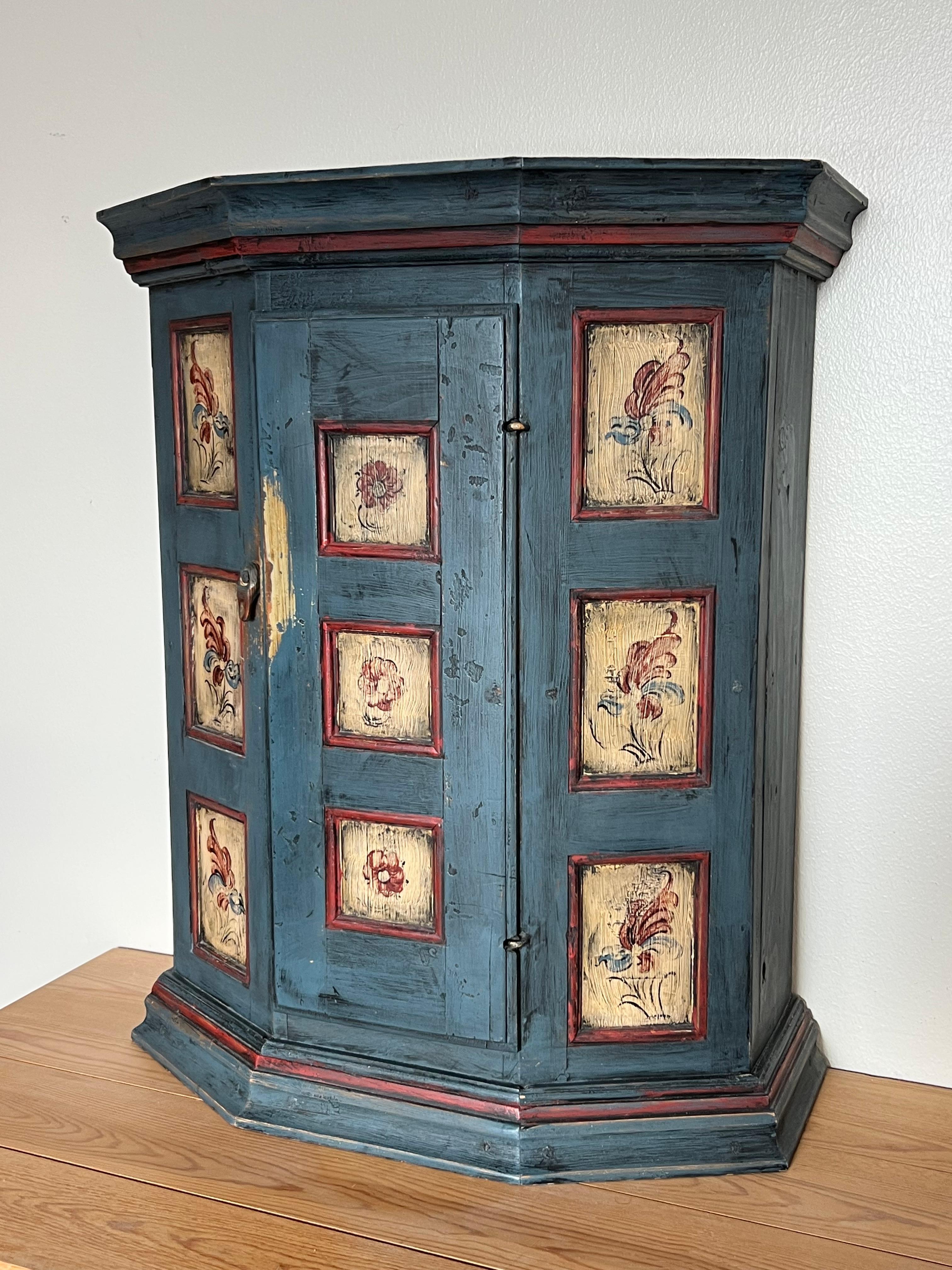 c.18/1900s RUSTIC hanging cabinet with Rosemaling, Baroque style, Norway For Sale 3