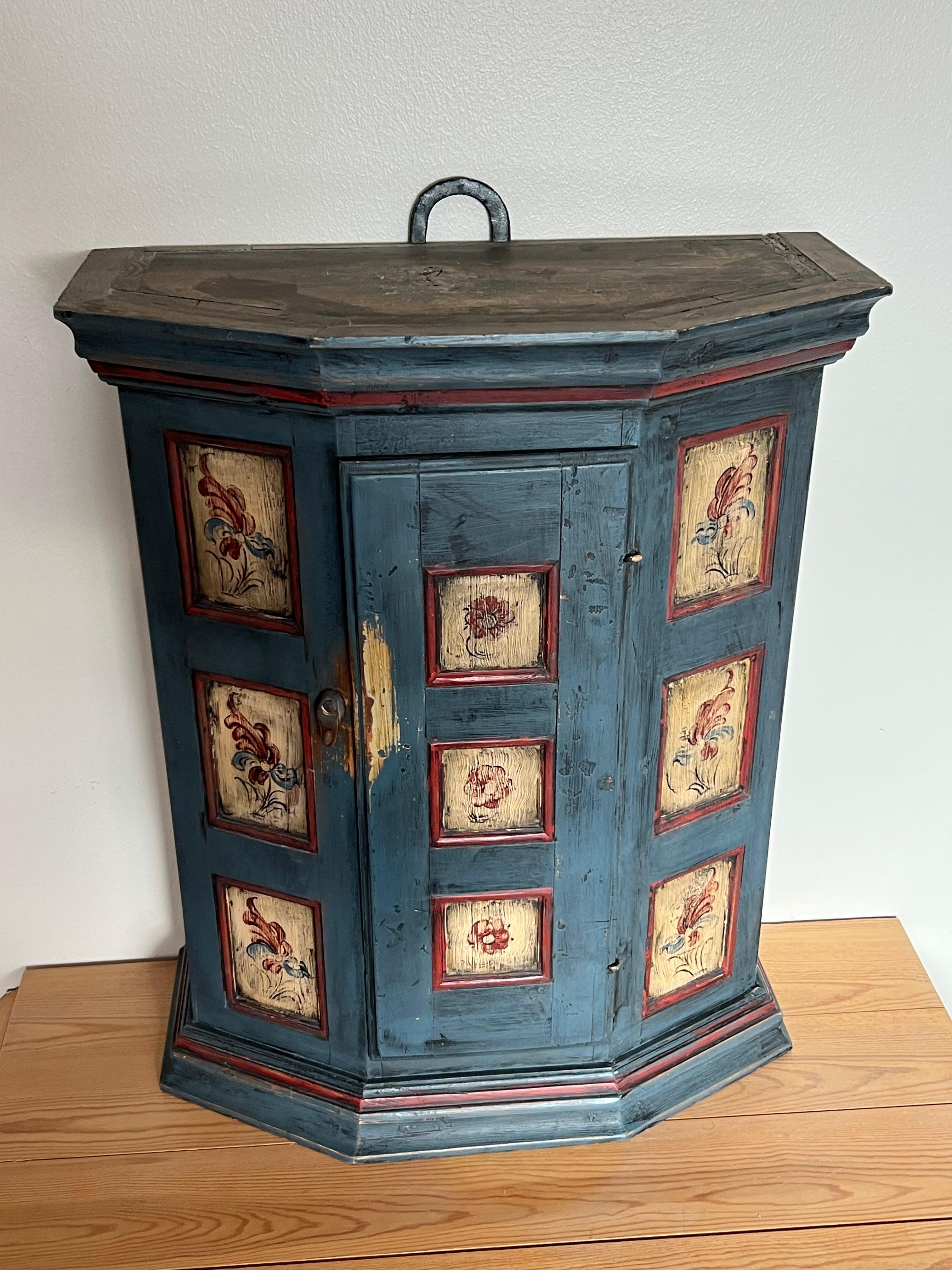 c.18/1900s RUSTIC hanging cabinet with Rosemaling, Baroque style, Norway For Sale 5