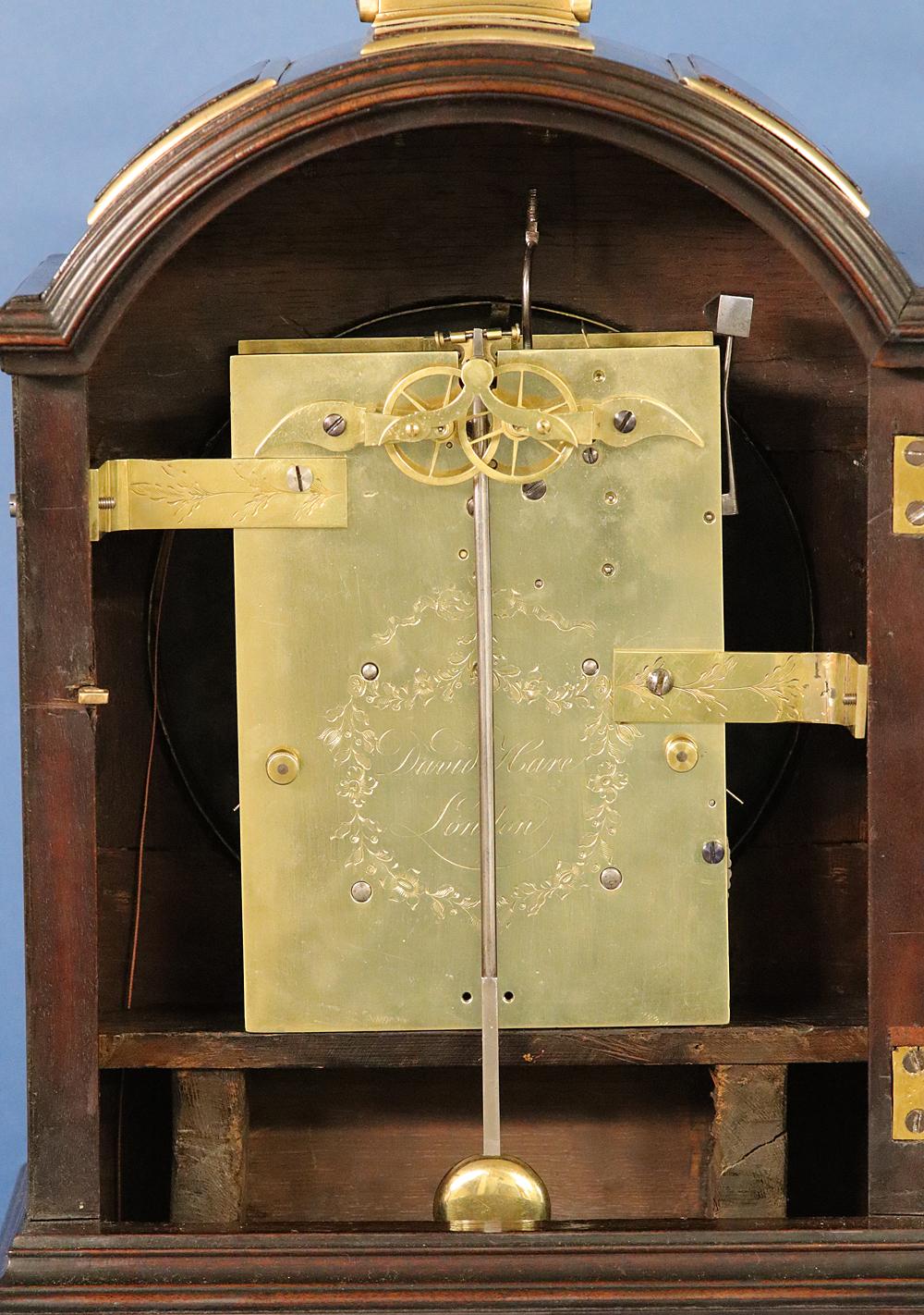Horloge de support anglaise avec mouvement exceptionnel, vers 1800 Bon état - En vente à Greenlawn, NY