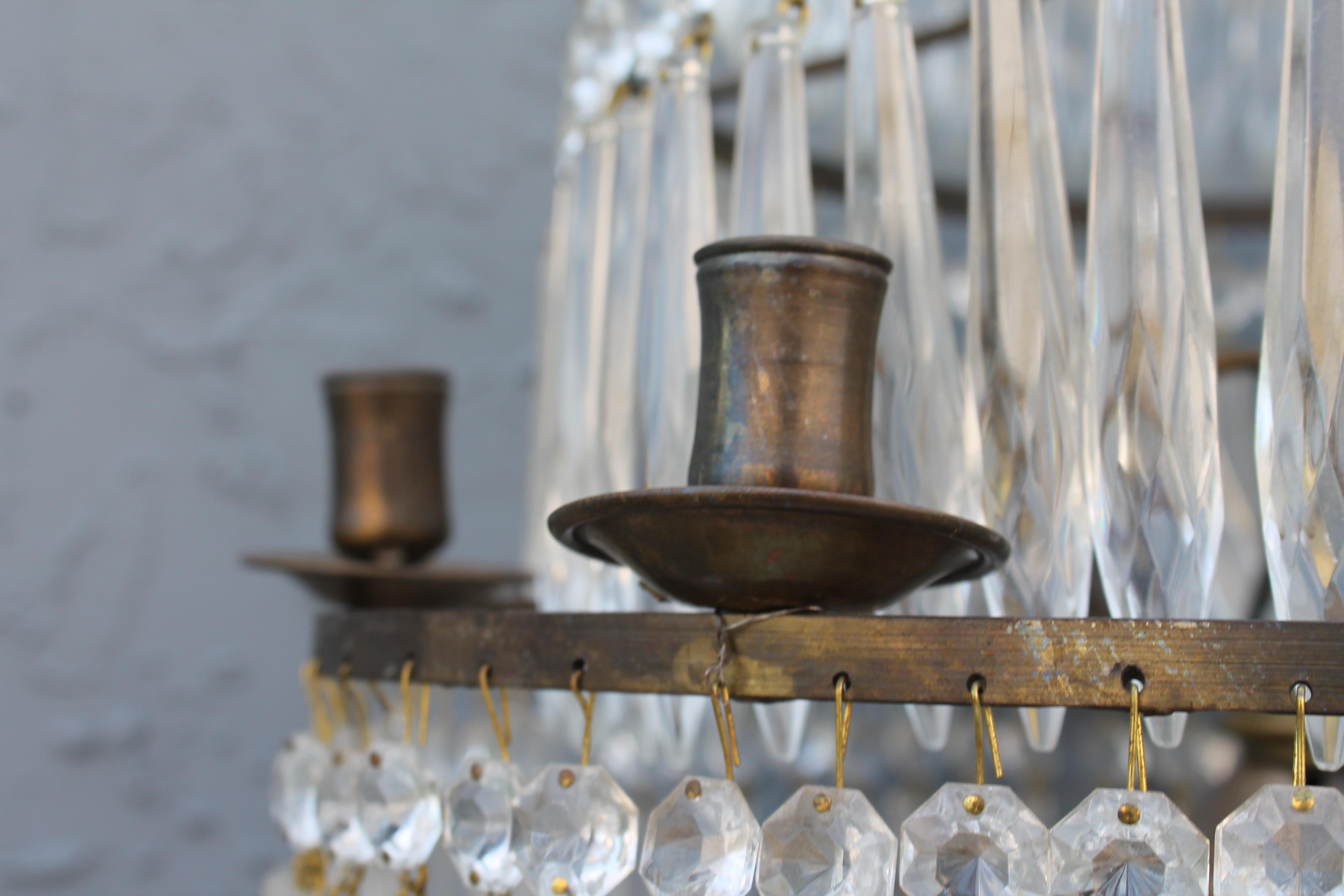 Lampadaire torchère néoclassique à 6 niveaux en cristal taillé et bronze, c1819 Bon état - En vente à Opa Locka, FL