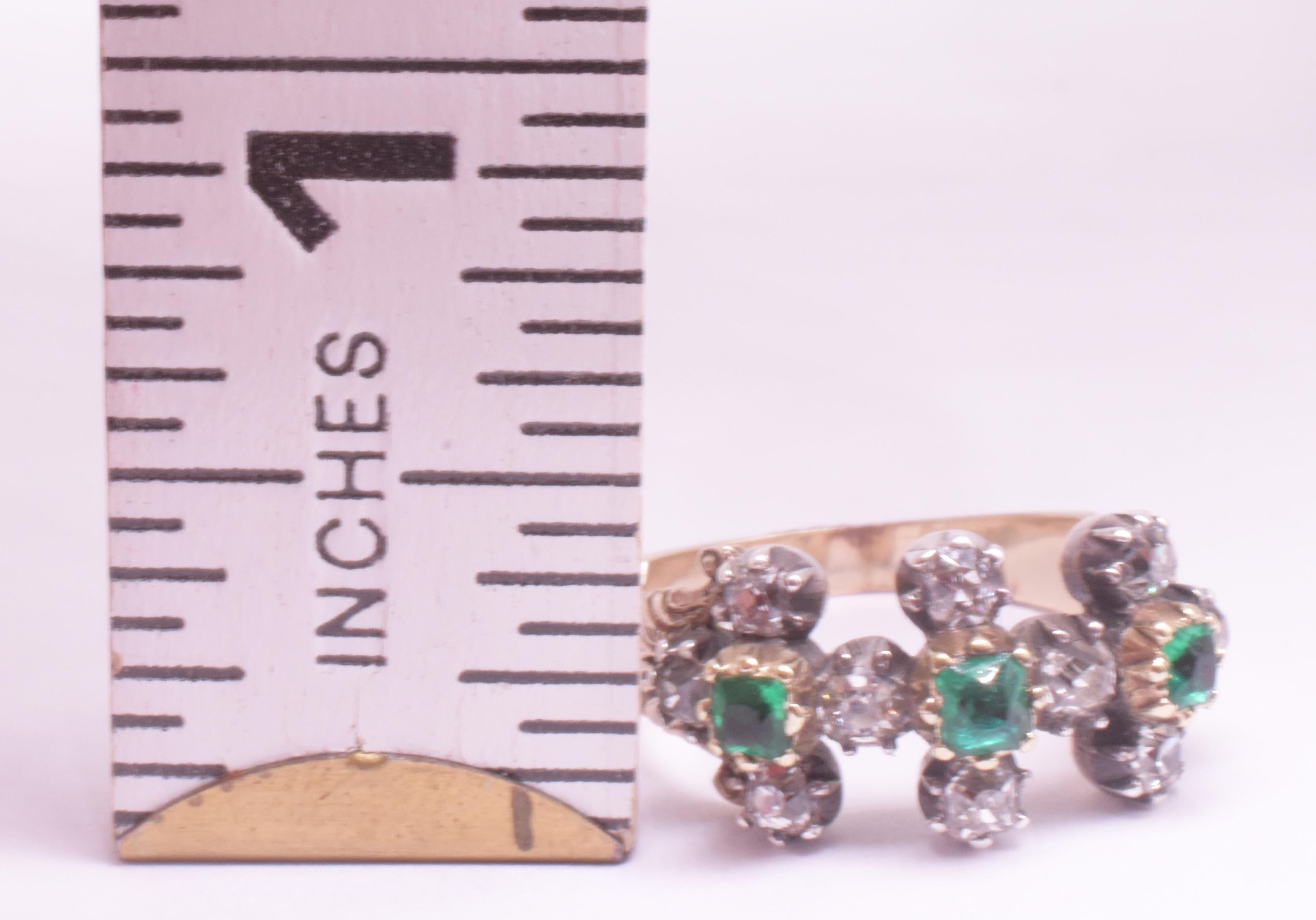 Femenino o masculino C1820 15K Emerald and Diamond Ring in Geometric Linked 