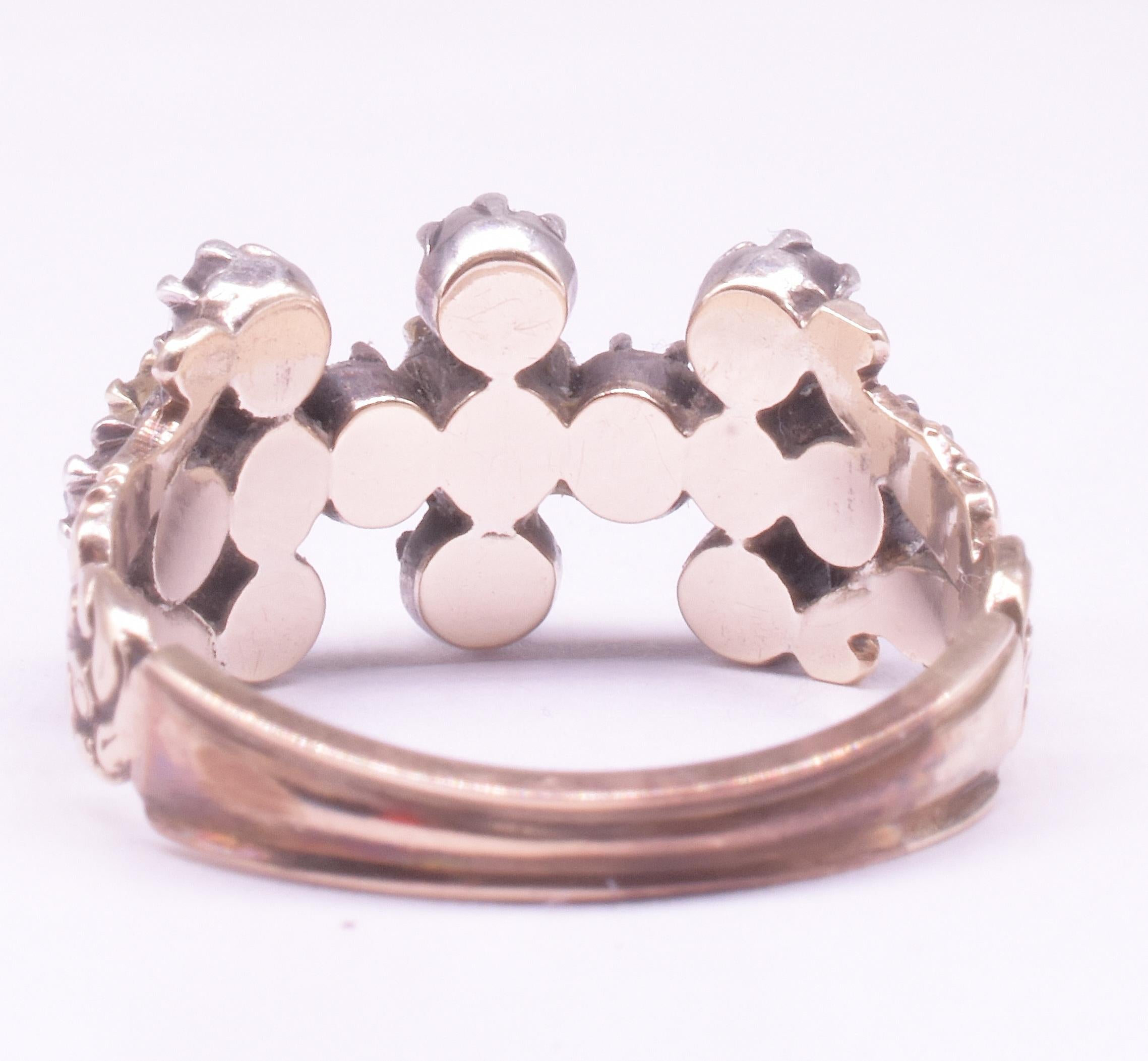 C1820 15K Emerald and Diamond Ring in Geometric Linked 
