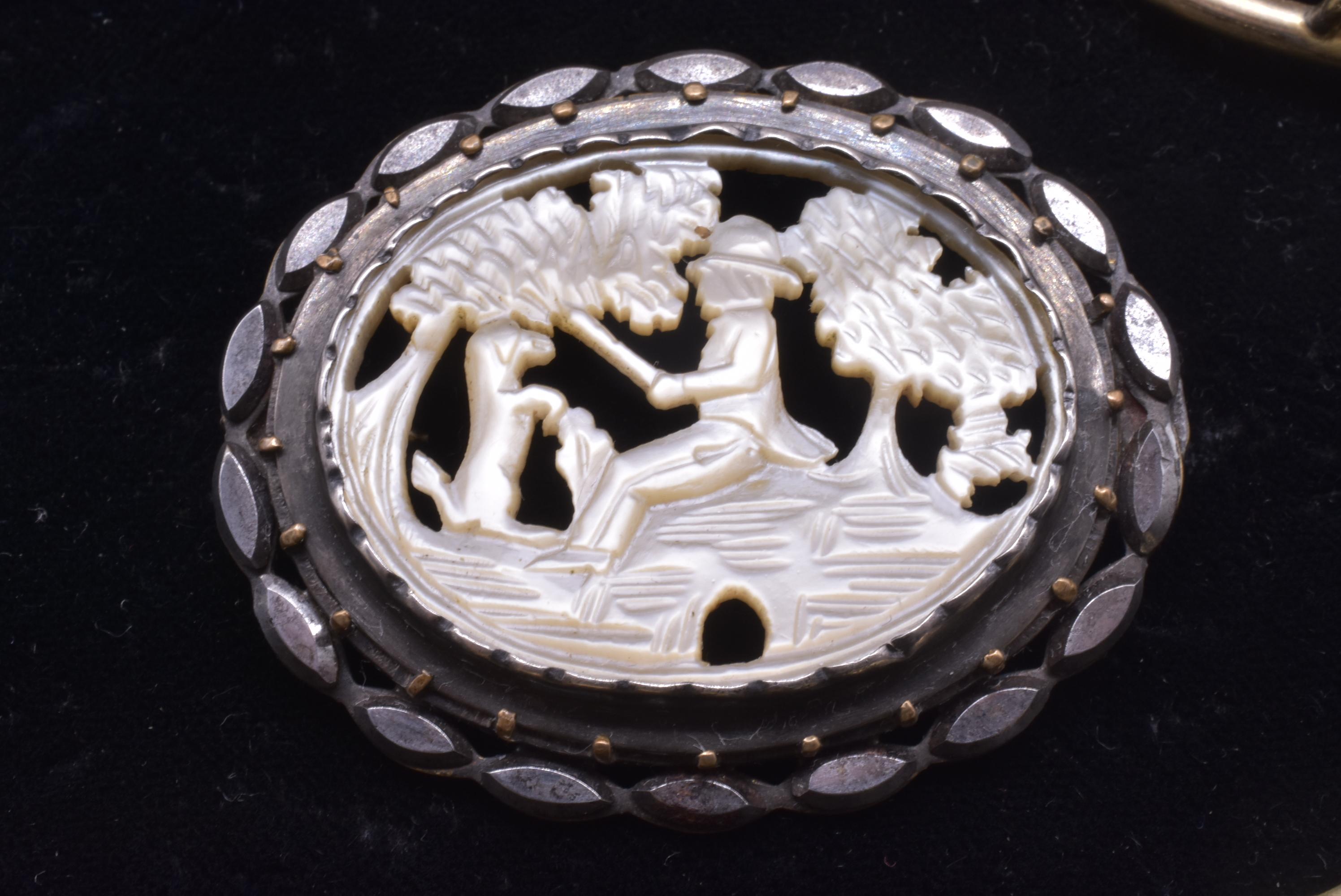 C1820 Brooch of Mother of Pearl Carving of Gentleman and His Loyal Dog  For Sale 4
