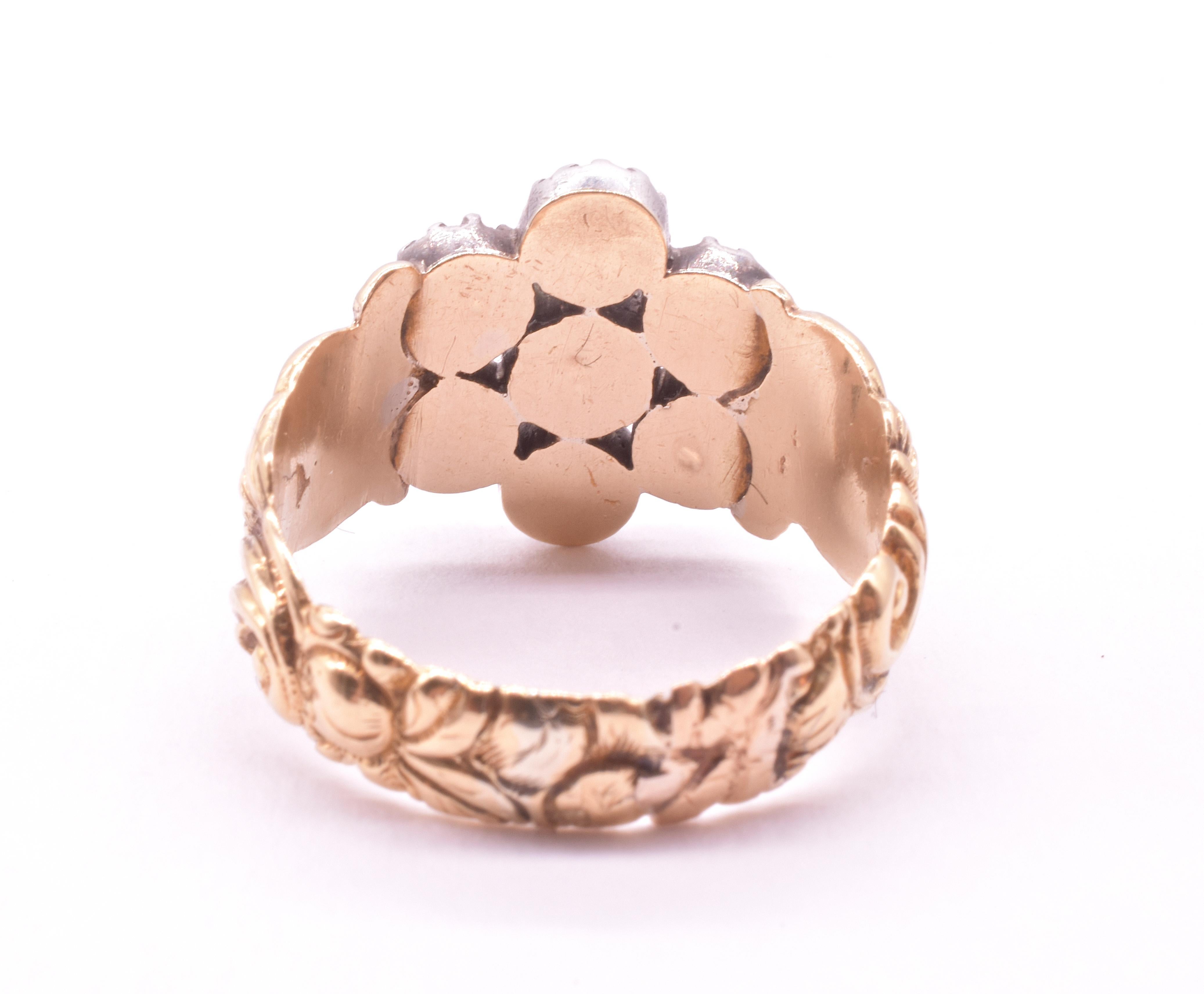 C1820 Georgian Diamond Flower Cluster Ring w Carved Repousse Band In Excellent Condition For Sale In Baltimore, MD
