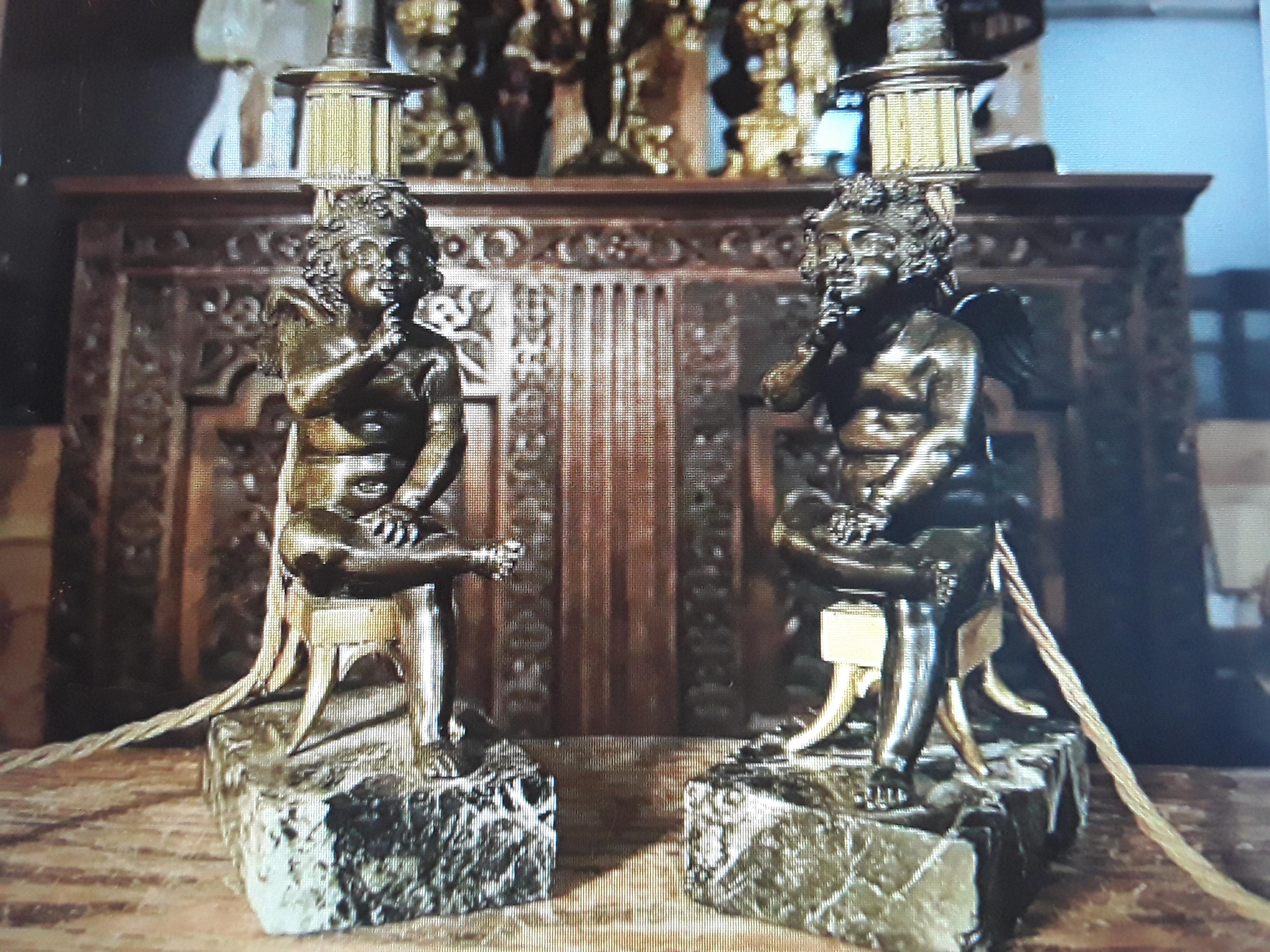 Paire de lampes de bureau de style Régence française en bronze doré/ patiné représentant des chérubins, vers 1820 en vente 6