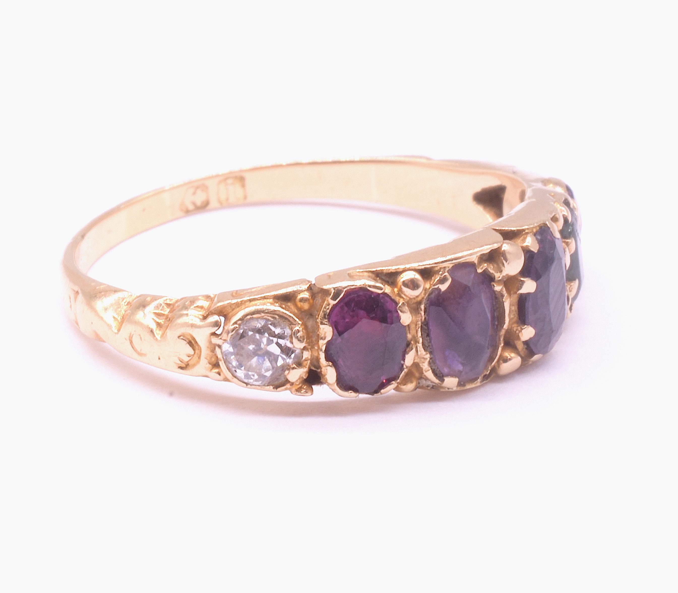 C1840 Anillo Regard de 15 quilates con rubí, esmeralda, granate, amatista, rubí y diamante Victoriano en venta