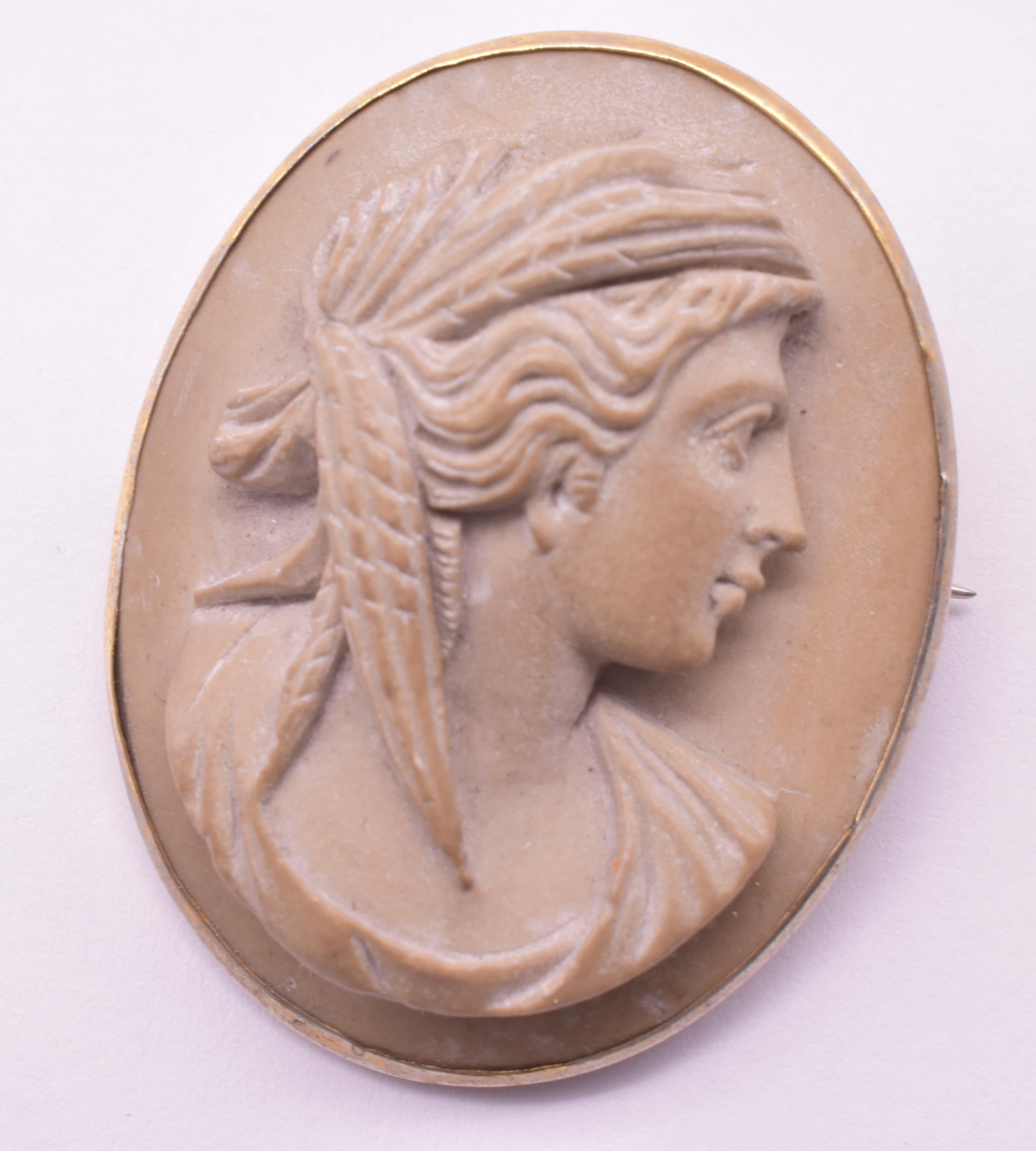 C1850 Lava Putty Cameo Brooch of Demeter, Goddess of Agriculture In Good Condition For Sale In Baltimore, MD