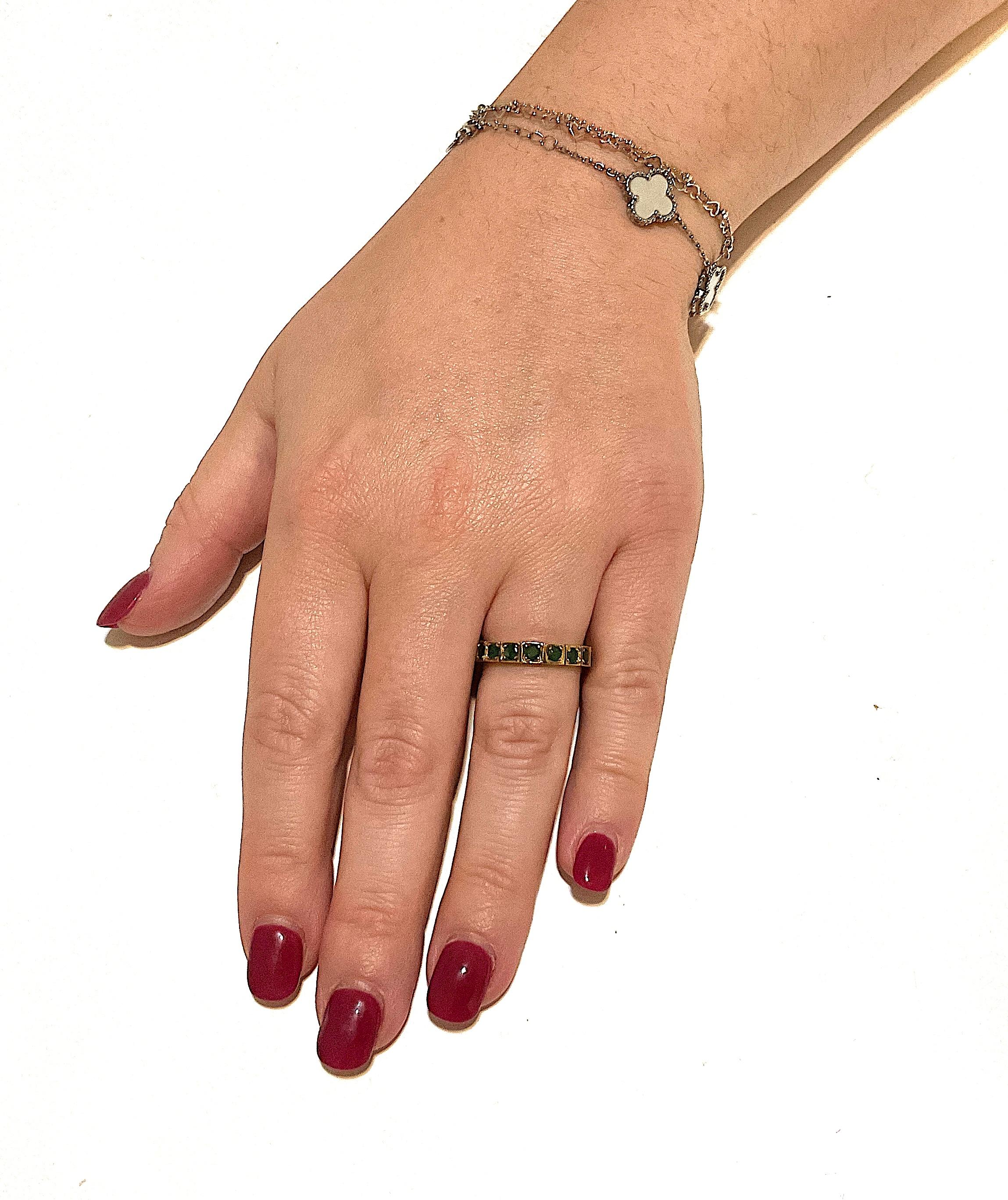 C1860 Columbian Emerald Antique Eternity Band en vente 5