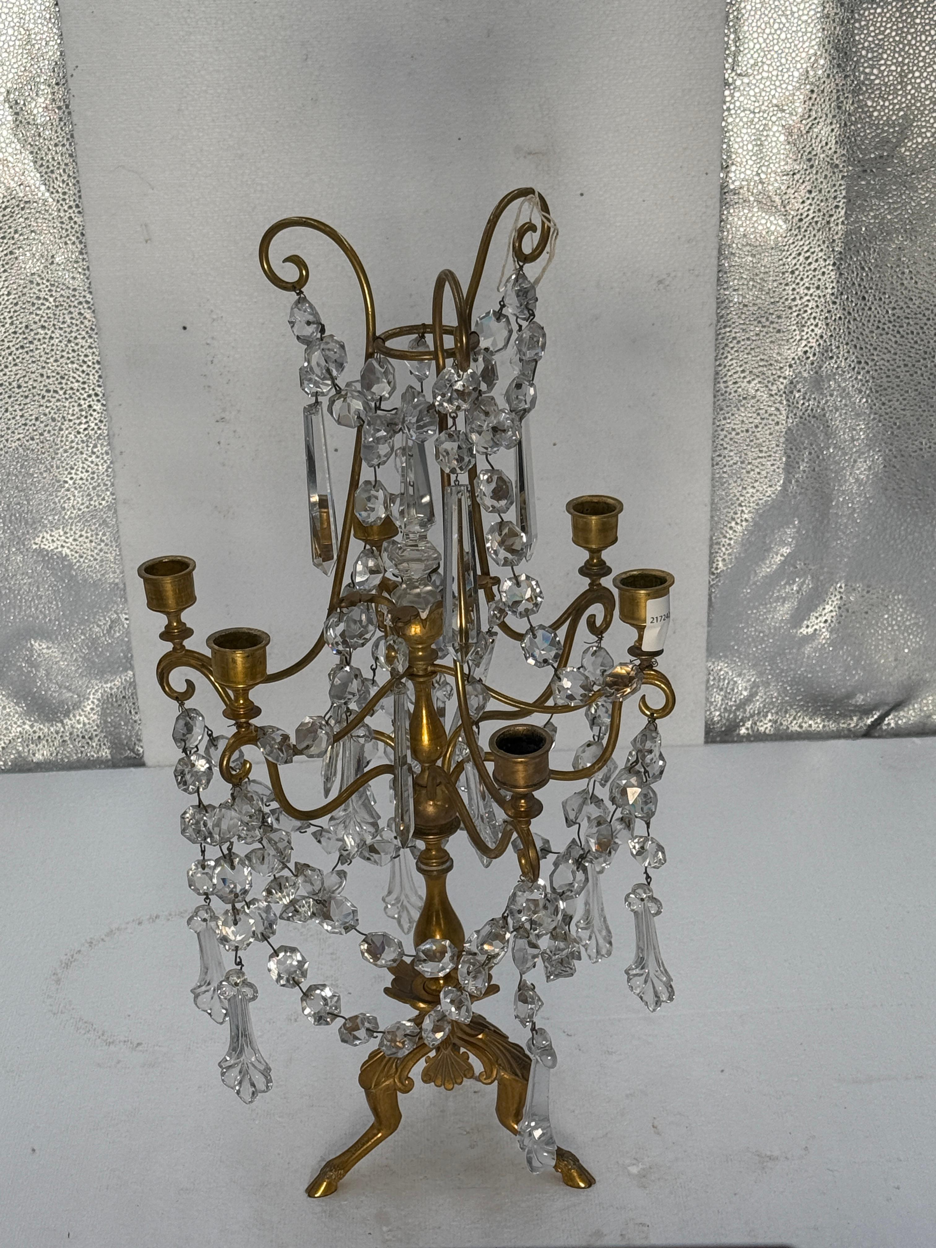 Napoleone III C1860 Coppia di eleganti girandole in bronzo dorato con ornamenti in cristallo in vendita