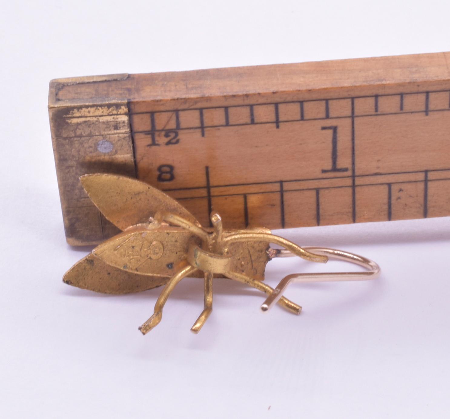 C1867 Gold toned Realistic Fly Earrings w/ Diamond Registry Mark 1