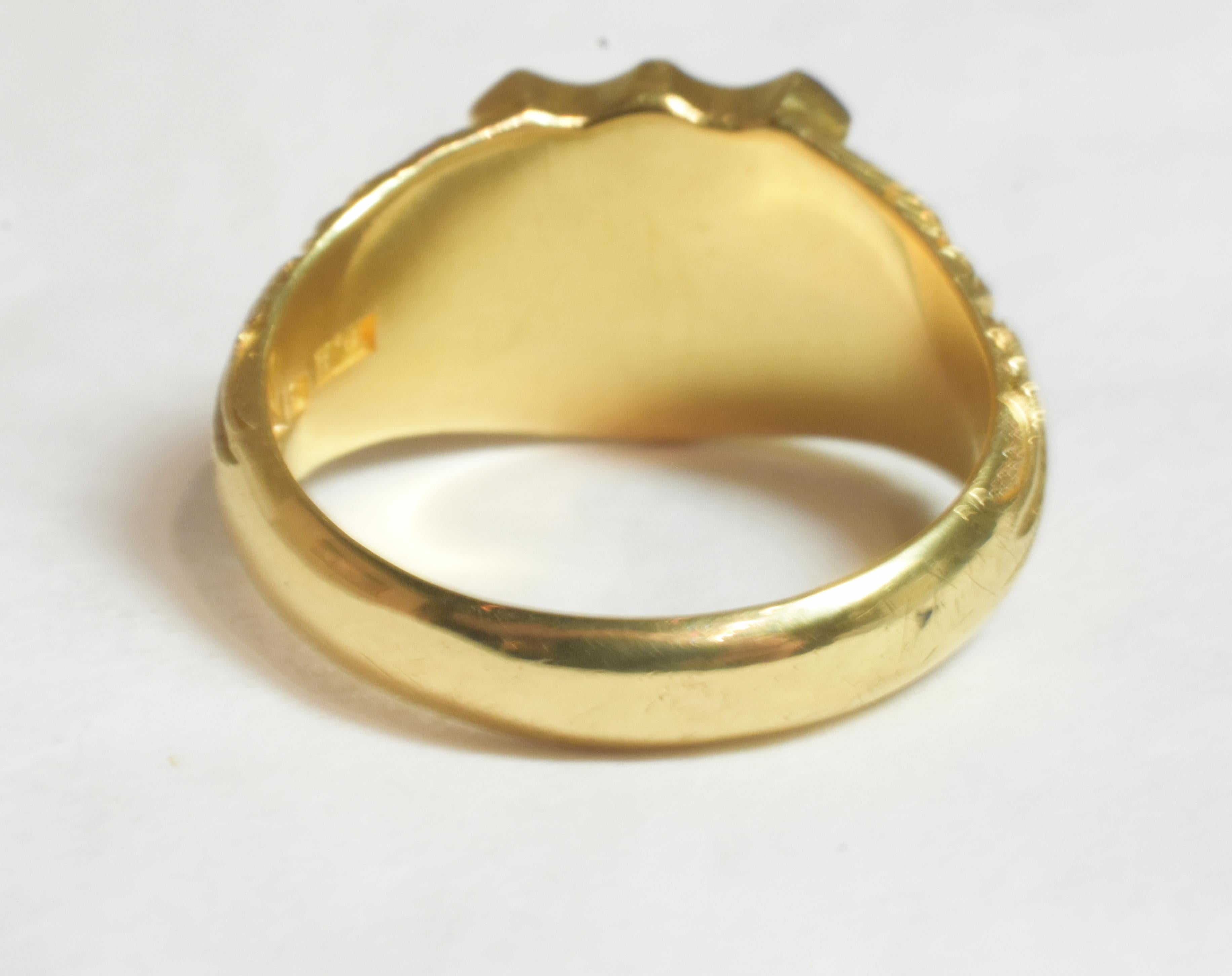 C1870 20 carat Monogrammed JHW Signet Ring w Deeply Carved Shoulders In Good Condition For Sale In Baltimore, MD