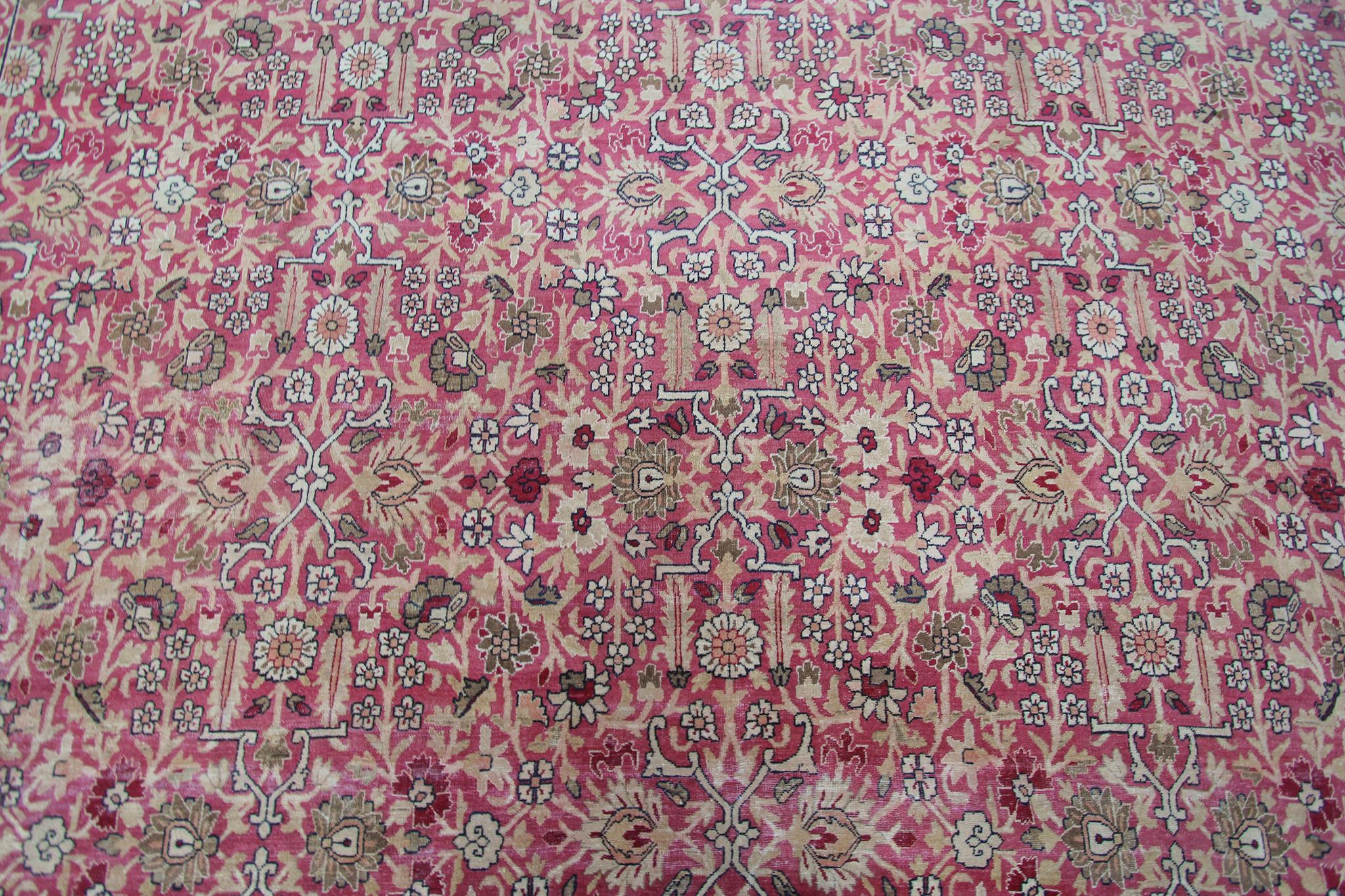 c1870 Rosa Antike Lavar Kermanshah Feiner Geometrischer Teppich 11x17ft 138cm x 519cm im Angebot 4