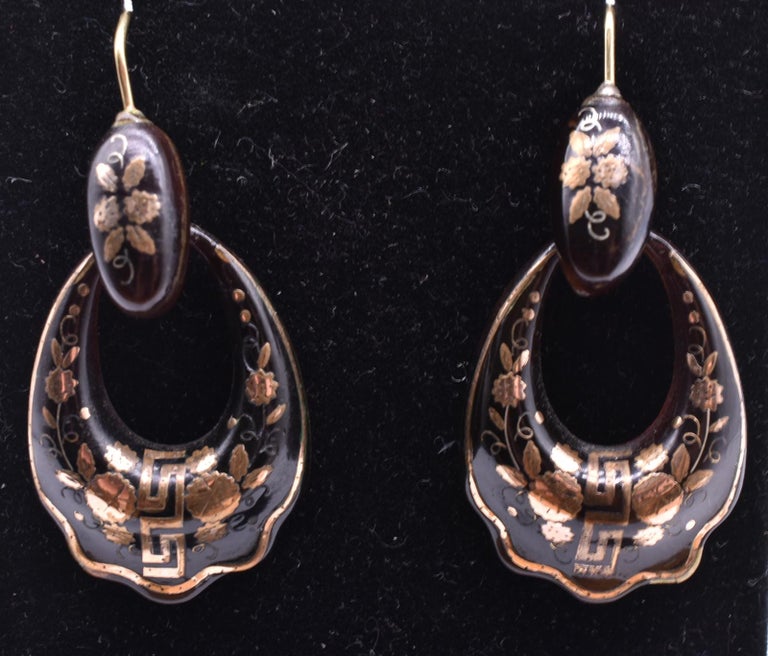 Pique Greek Key Hoop Earrings, circa 1870 For Sale 3