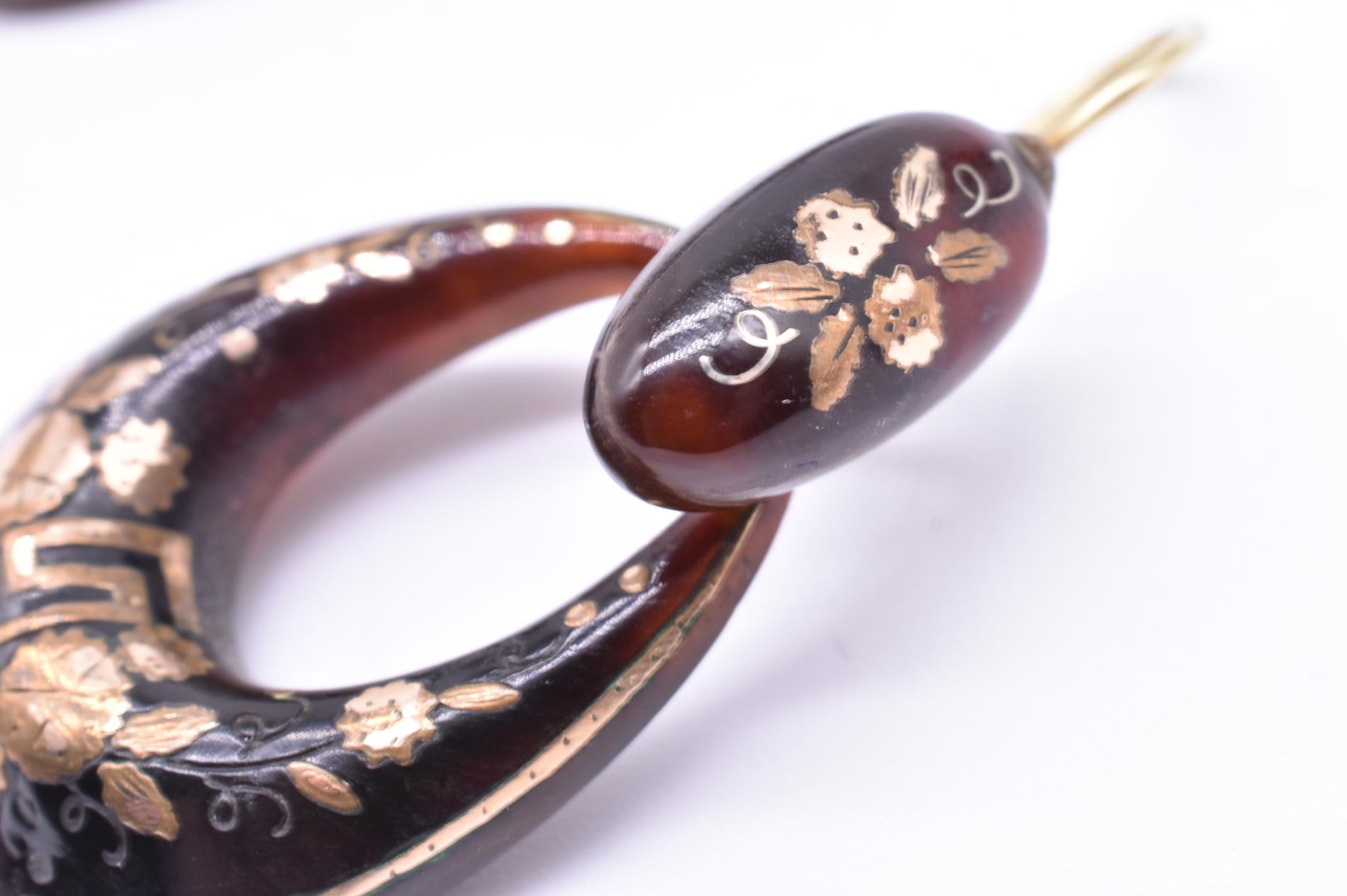 Griechische Pique-Schlüssel-Ohrringe, um 1870 Herren