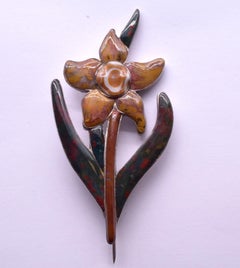 C1870 Scottish Agate Daffodil Brooch