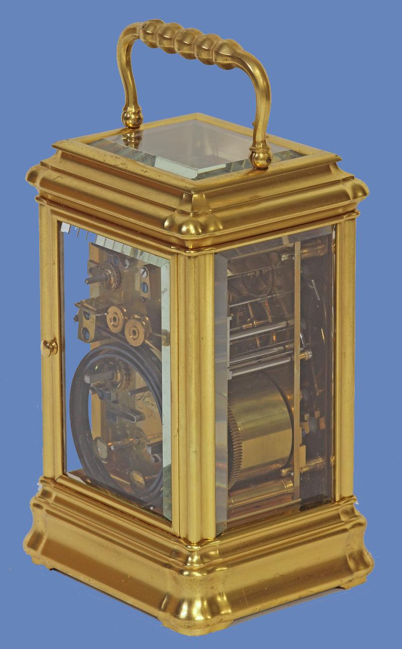 grand sonnerie clock