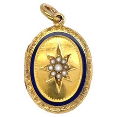 C.1880 Antique 15ct Yellow Gold & Pearl Star Emblazoned Oval Locket Pendant