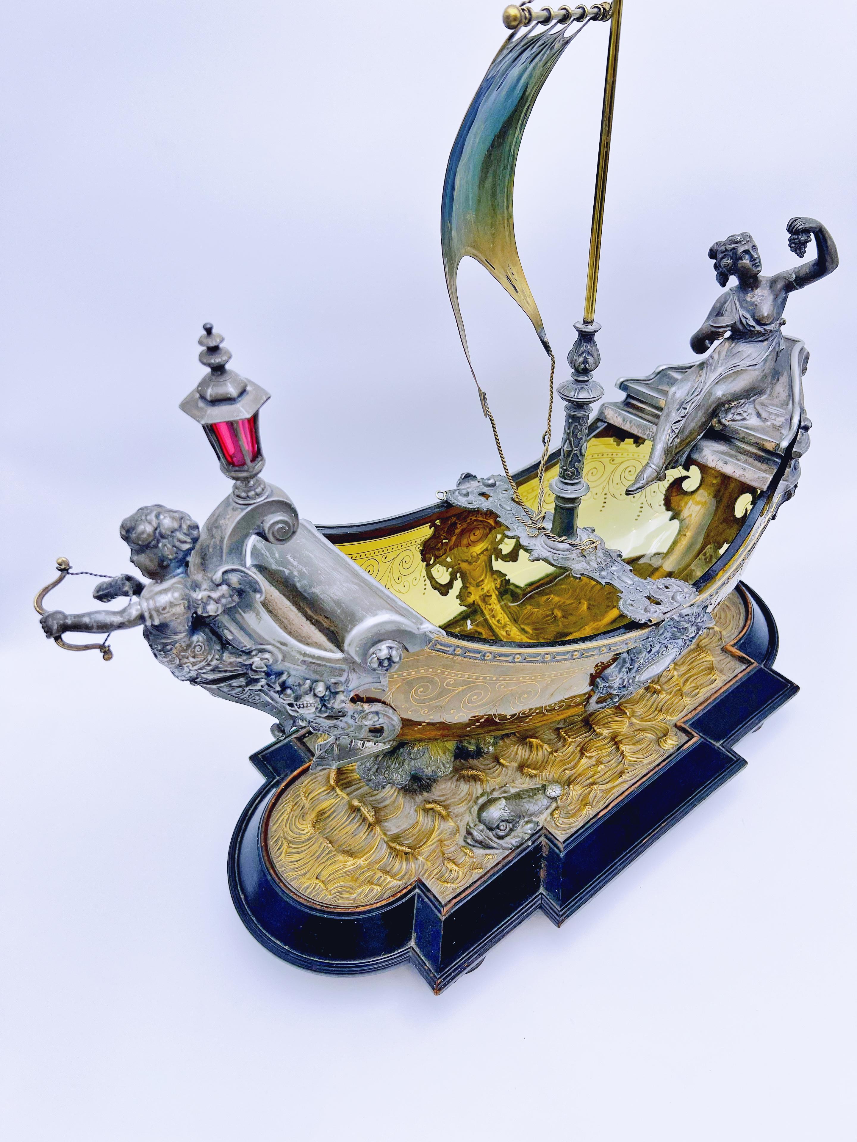 um 1880 ANTIQUE NEO-RENAISSANCE IMPRESSIVE FIGURAL NEF, ÖSTERREICH im Angebot 5