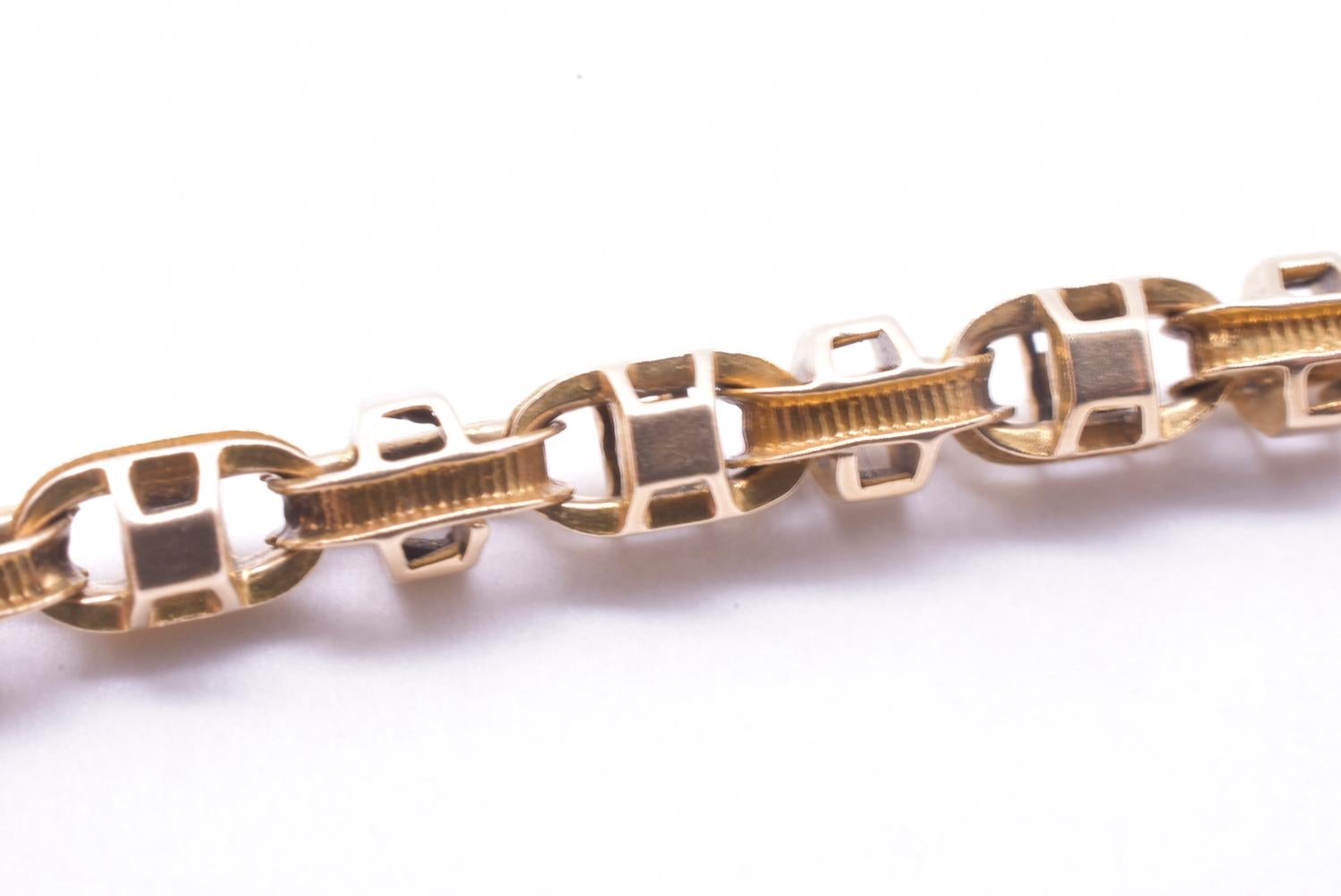 what is a guard chain