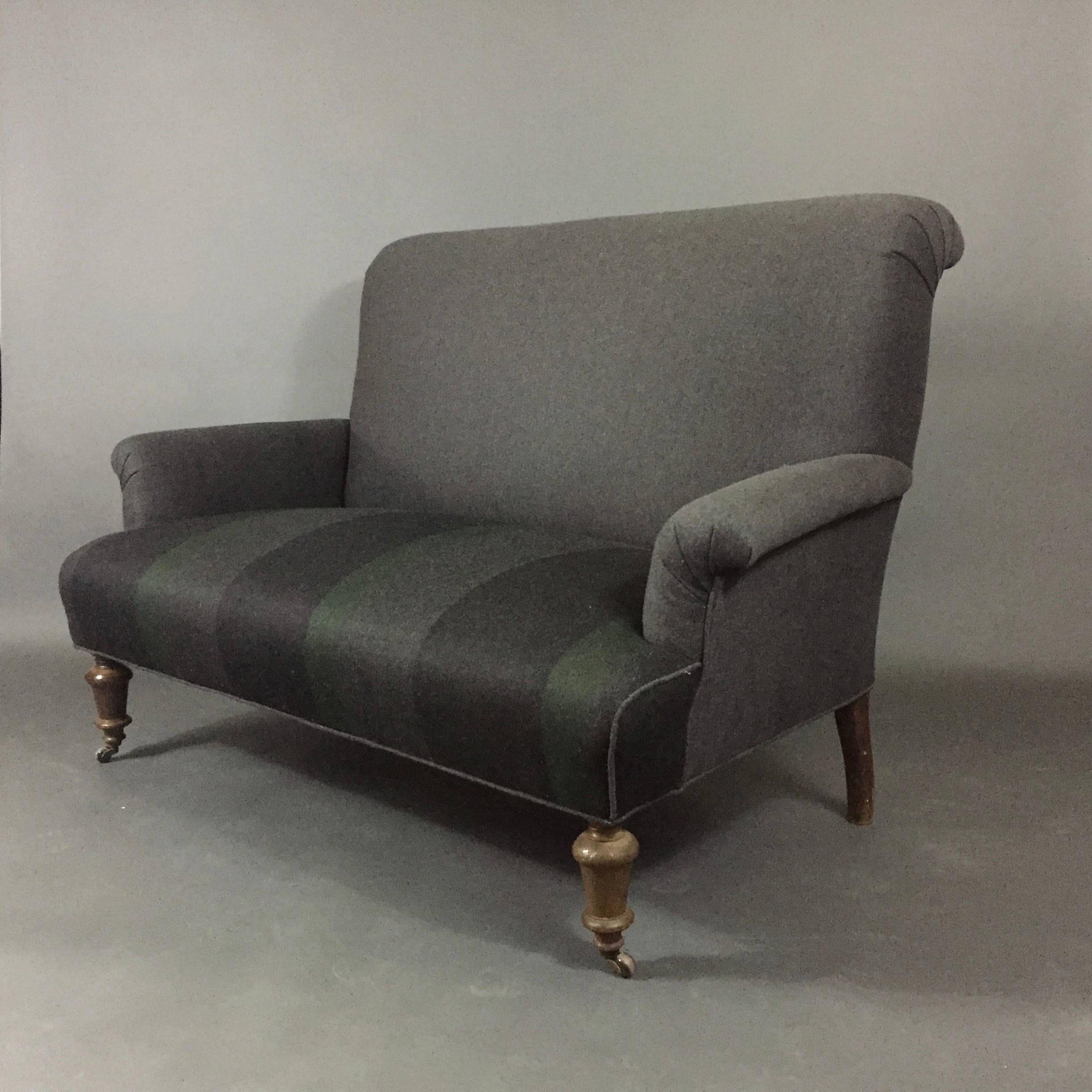 French Tall-Back Settee, Napoleon III Style, circa 1890 For Sale 1
