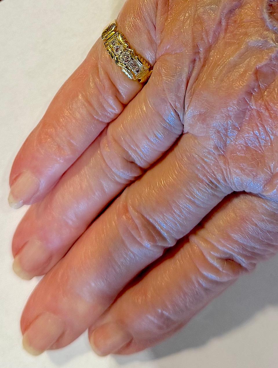 C1890 Viktorianischer 18K 5 Diamanten Ring markiert E&B im Angebot 4