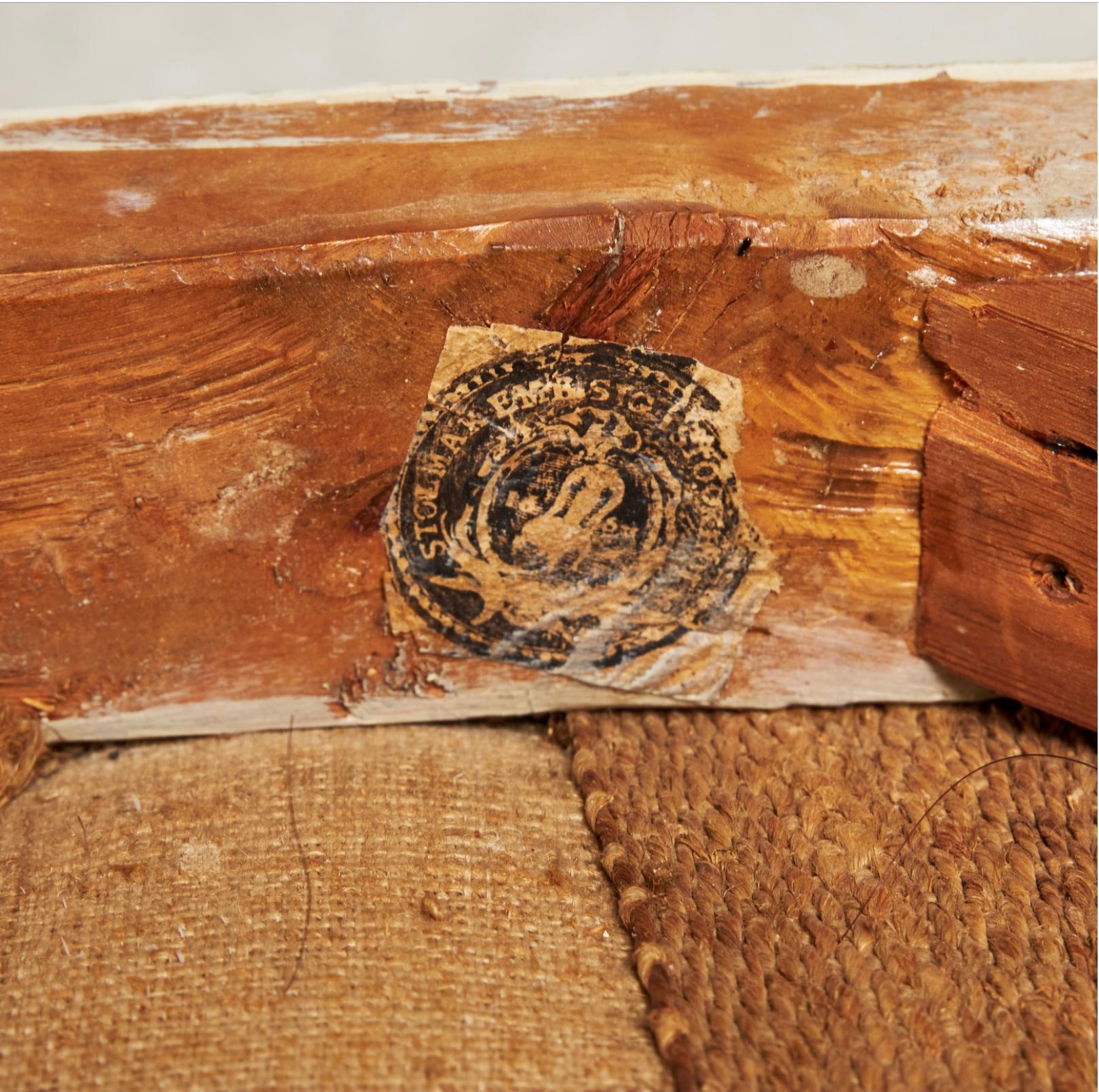 Datant de la fin du XVIIIe siècle, cette élégante paire de chaises d'appoint présente des éléments de style gustavien.
Les dossiers incurvés sont dotés de délicats fuseaux ornés de motifs de blé stylisés et leurs pieds fuselés rehaussent leur style