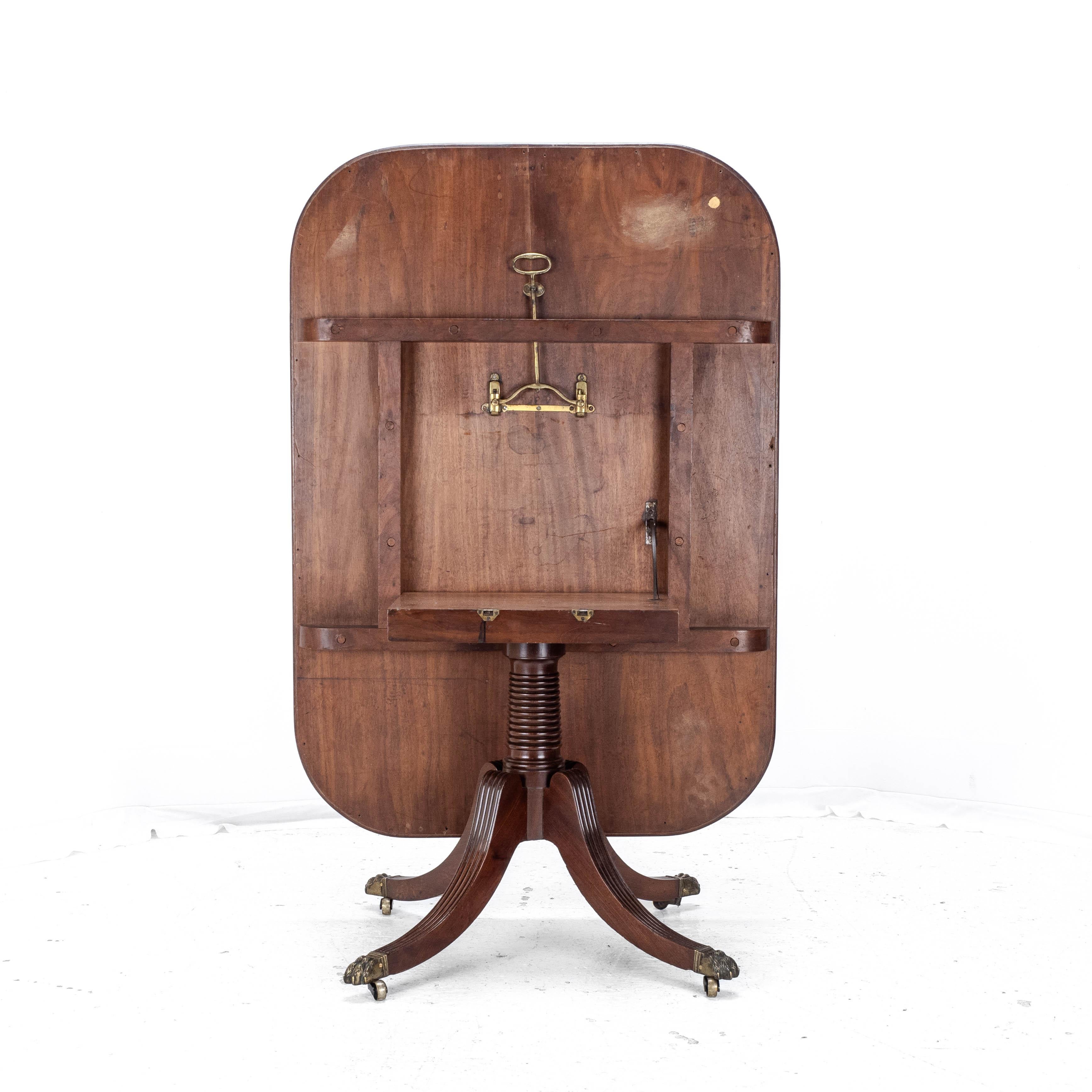 C.18th Georgian Mahogany Oblong Dining Table (Tilt-Top Breakfast Chippendale) For Sale 8
