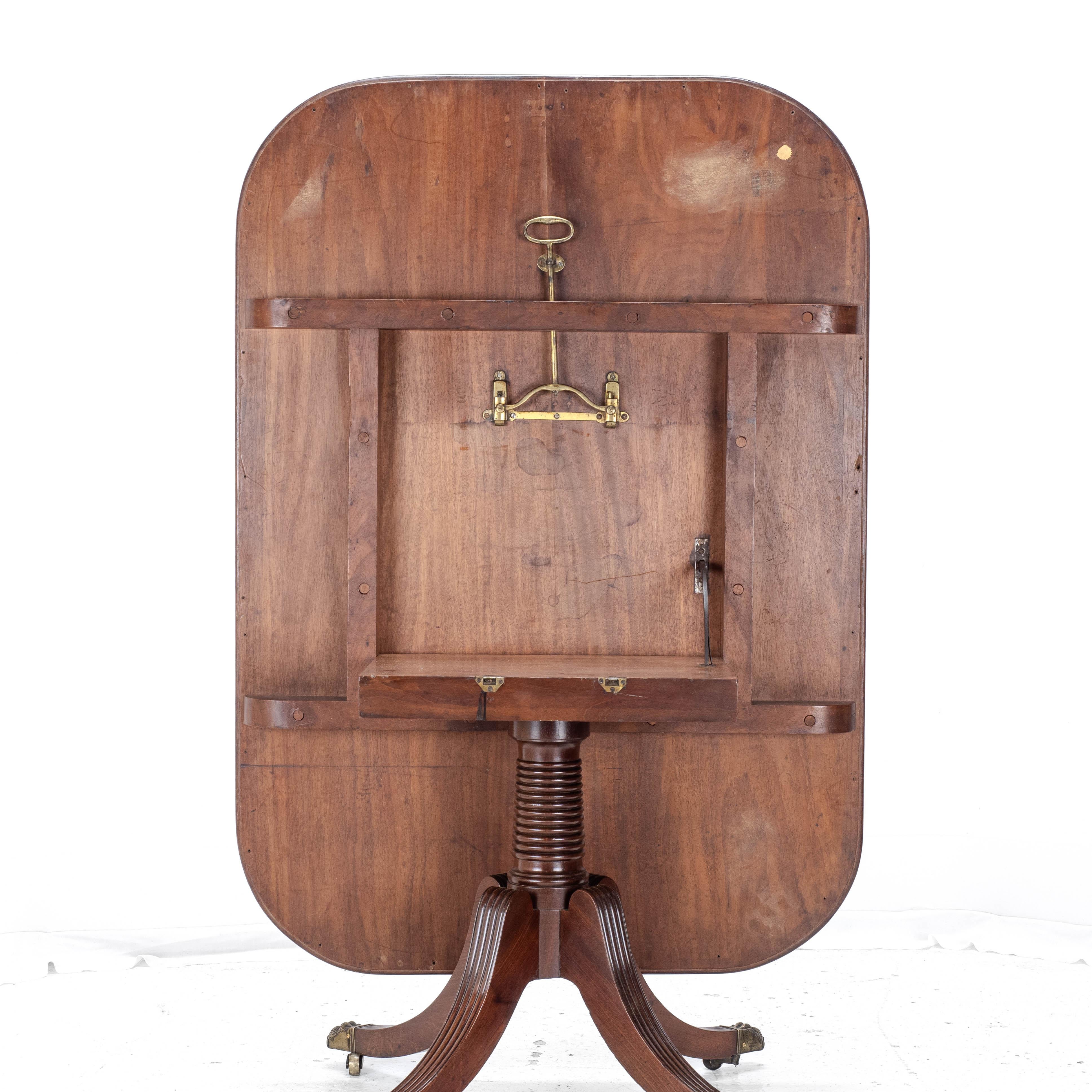 C.18th Georgian Mahogany Oblong Dining Table (Tilt-Top Breakfast Chippendale) For Sale 9